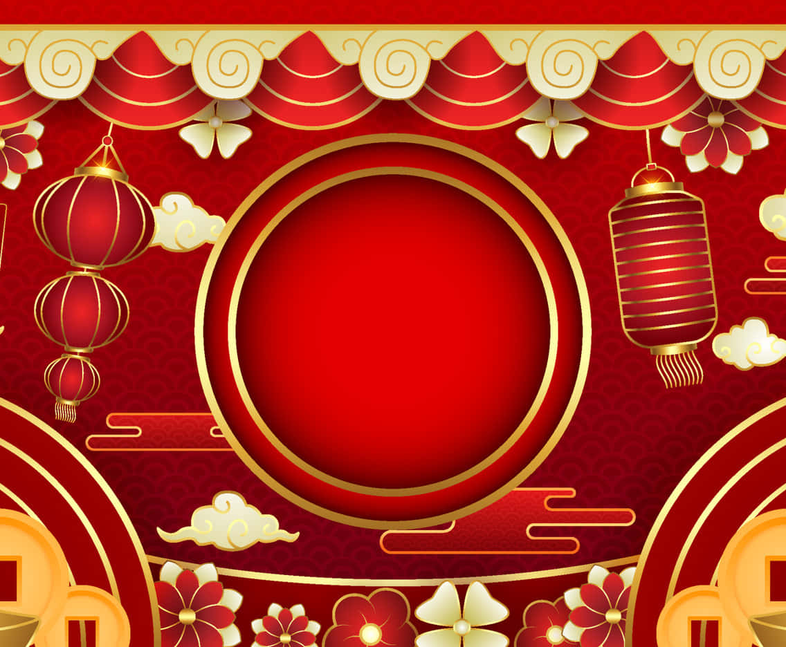 嶄新開始即將到來 壁紙 — 充滿活力的紅色和金色中國新年壁紙，帶有懸掛燈籠、花卉圖案和雲紋圖案，圍繞著一個中央圓圈。