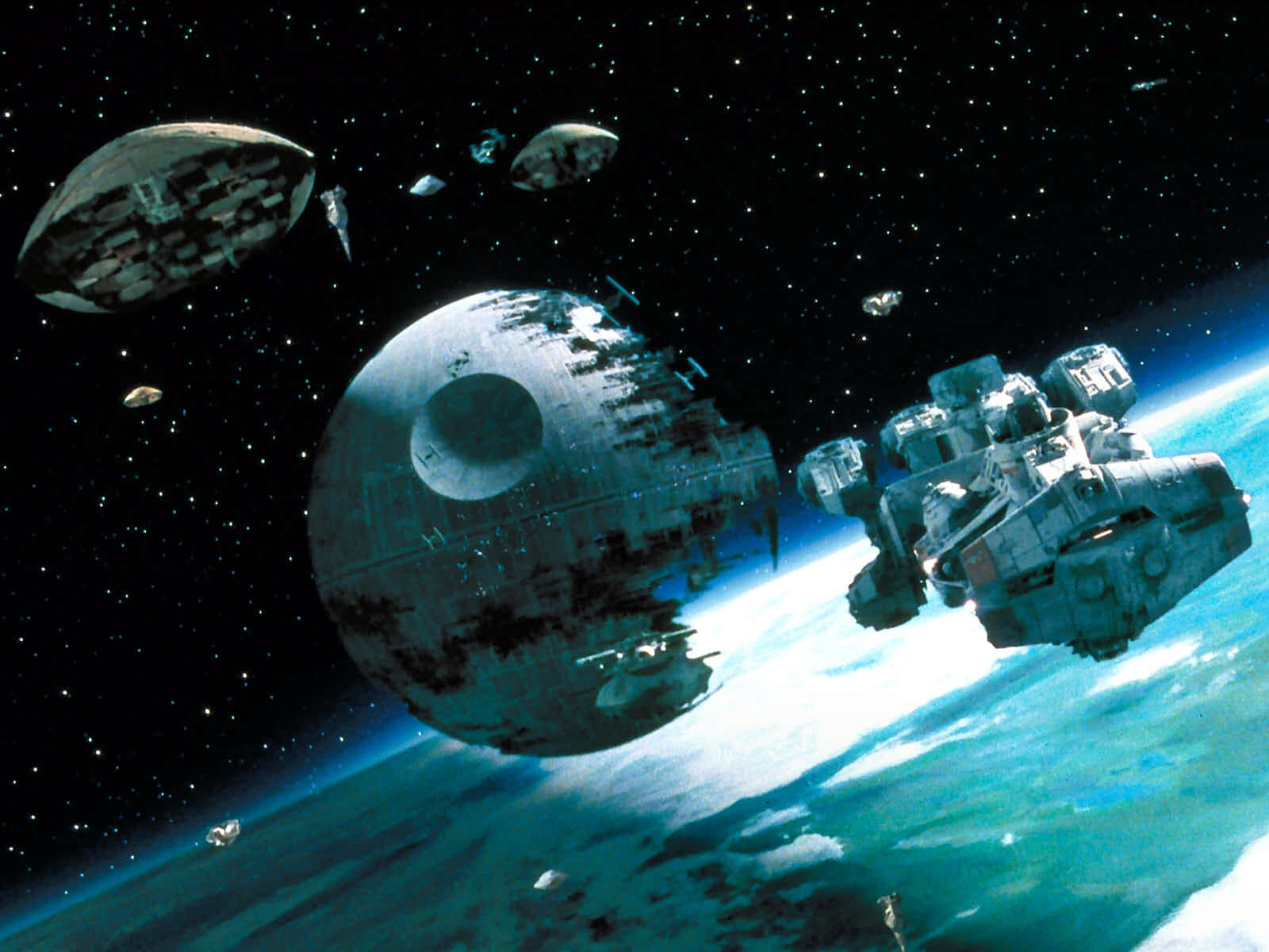 Death Star Ii 桌布 壁紙 — 巨大的死星籠罩著一顆藍色星球，一艘星際戰機在漂浮的太空碎片中飛過。