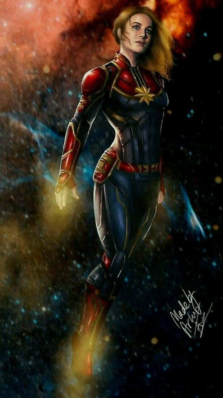 Captain Marvel 漂浮在色彩繽紛的星雲中，帶有發光的能量效果。