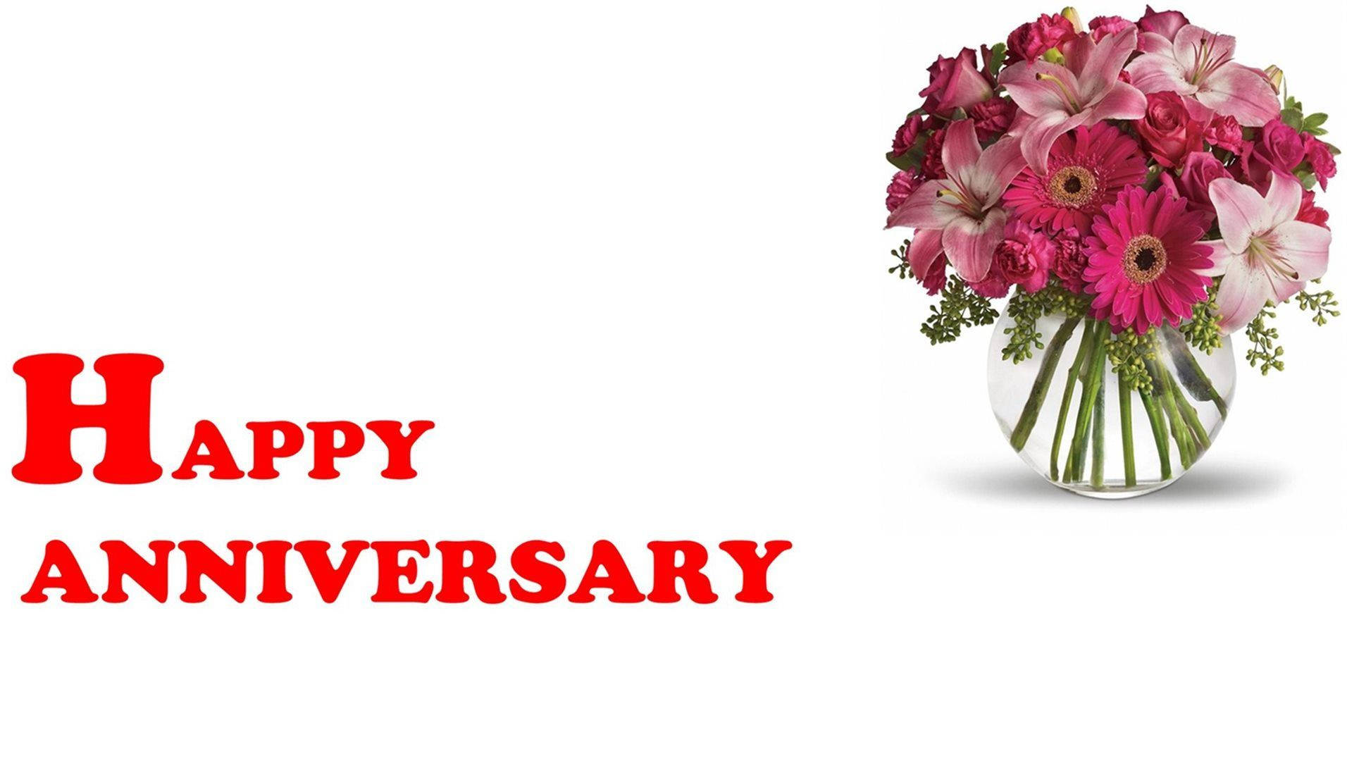 Happy Anniversary 賀卡，玻璃花瓶中有粉紅花朵。