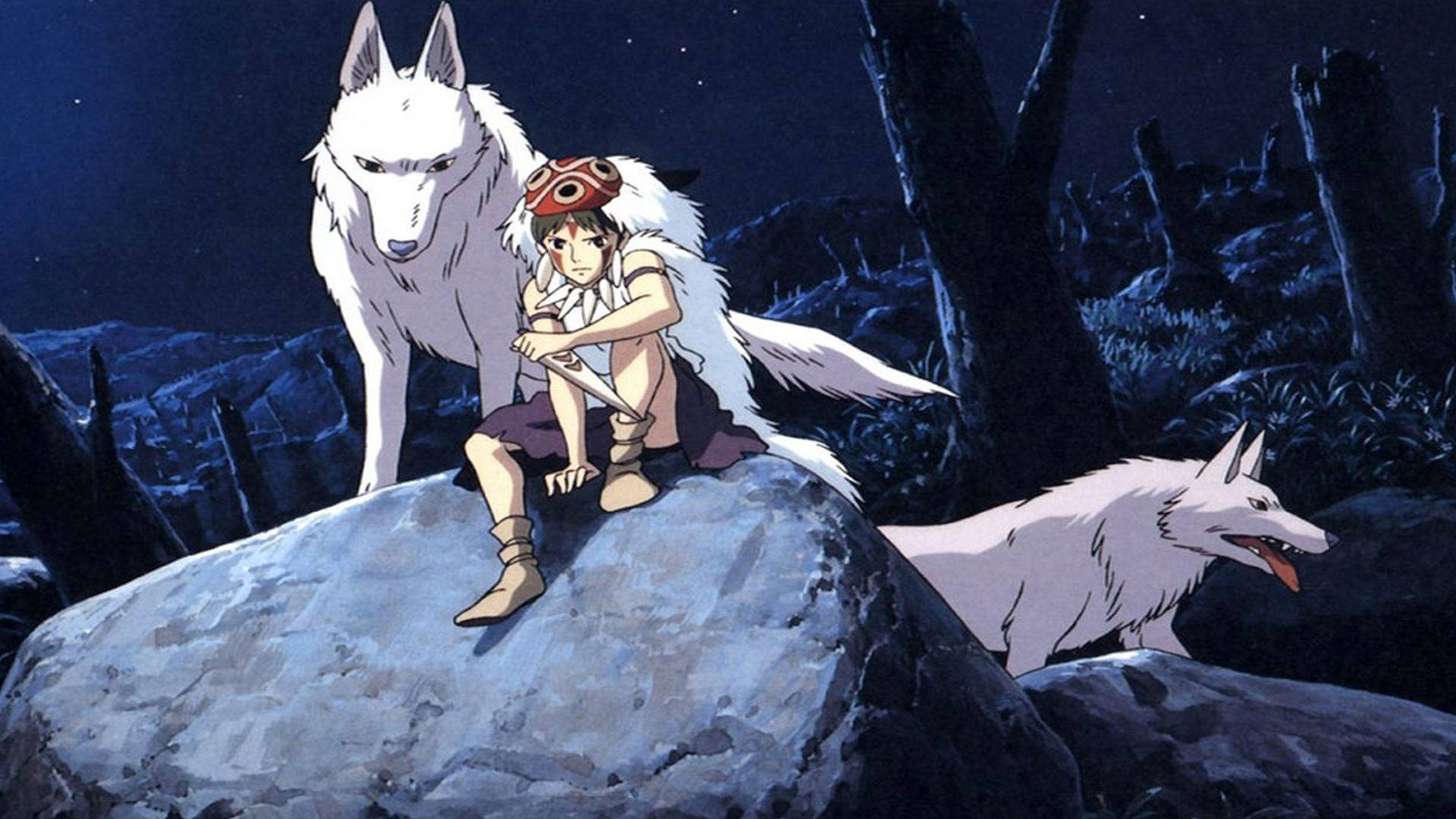 《幽靈公主》森林神祇之森夜景——阿席達卡與莫洛 壁紙 — 一個戴紅色頭帶的女孩夜晚坐在岩石上，旁邊有兩隻白狼，星空下。