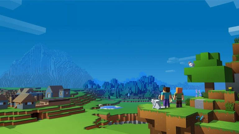 兩個Minecraft角色俯瞰著像素化的村莊和山脈。