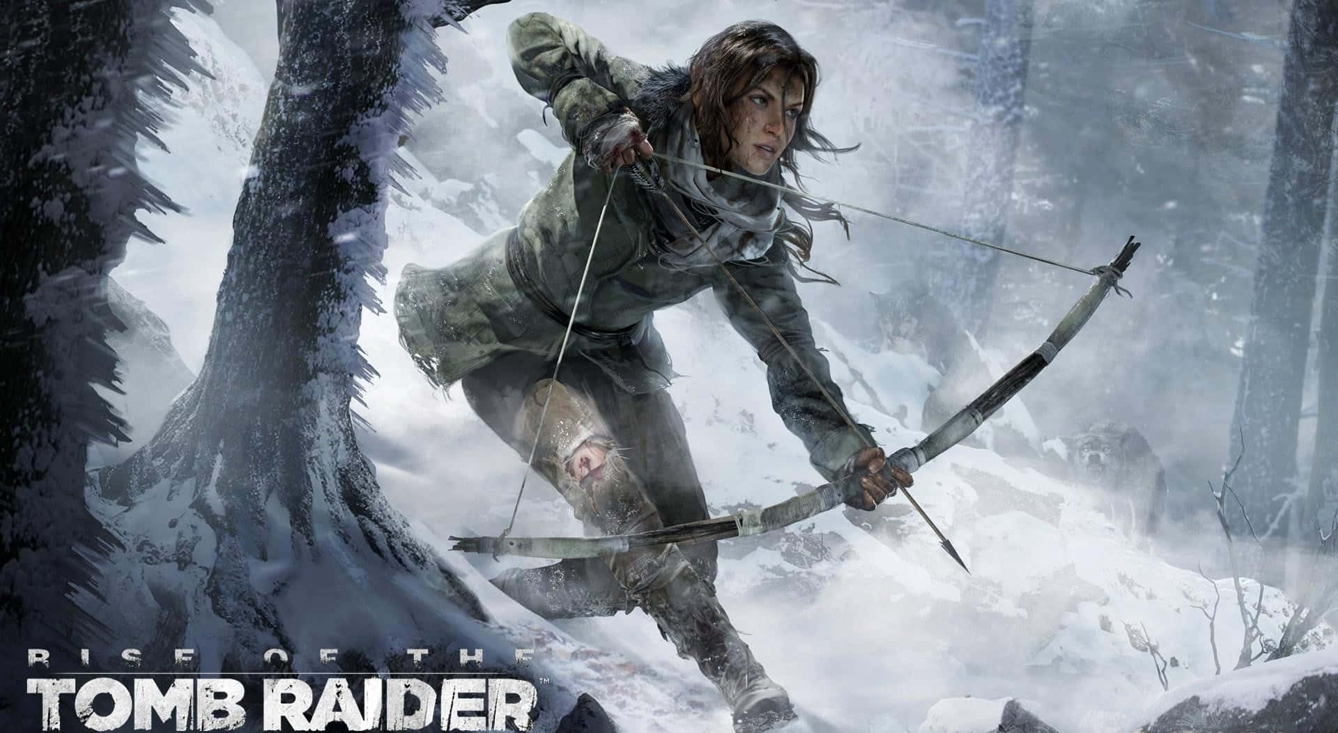 Lara Croft 在冬季冒險中於雪林裡瞄準弓箭。