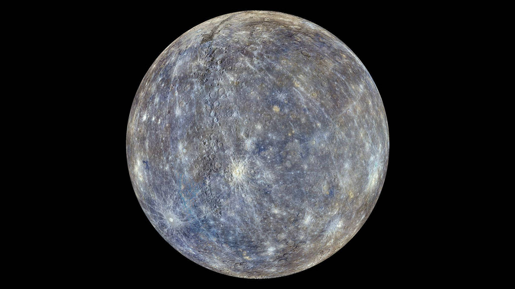 從外太空看水星 壁紙 — 水星佈滿隕石坑的表面在黑色太空虛空中發光的詳細視圖。