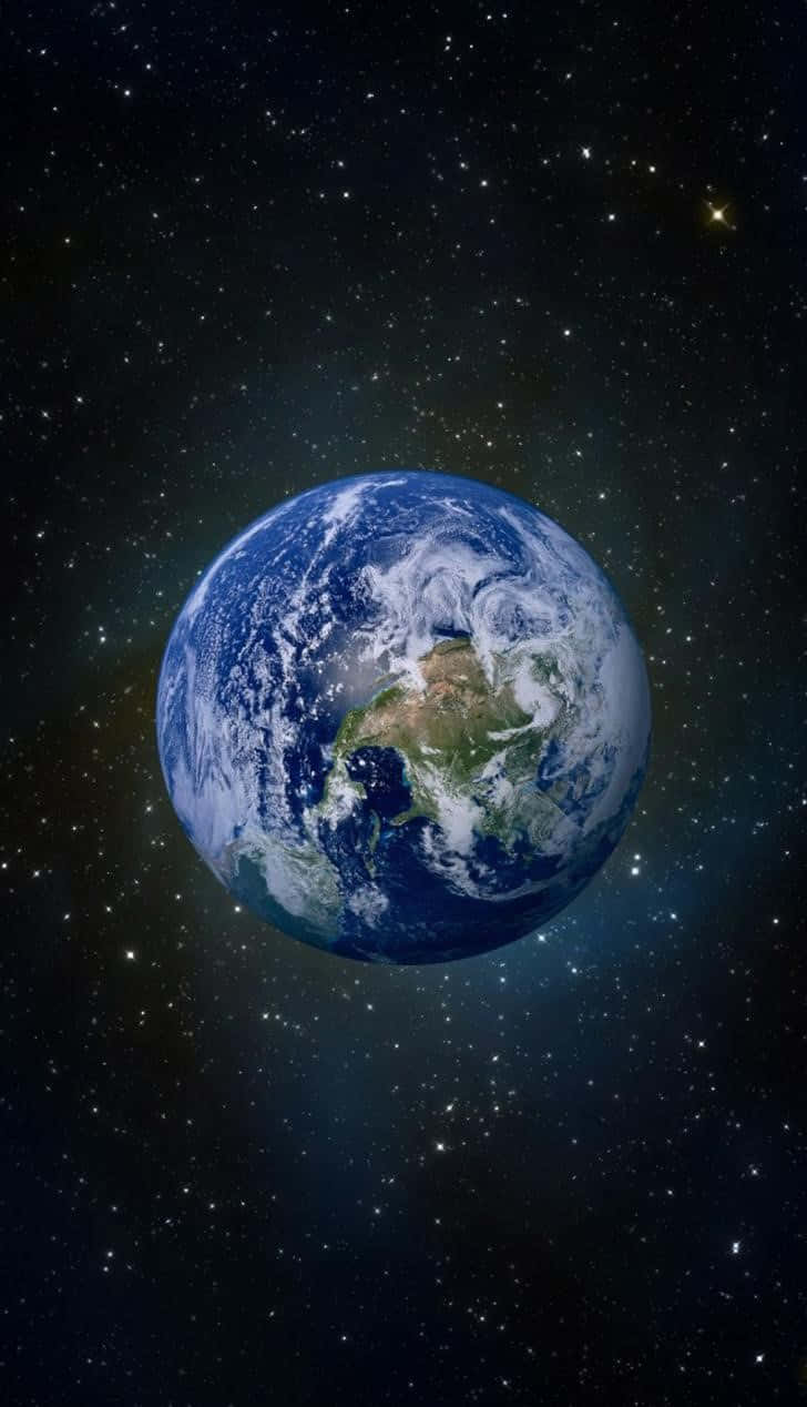 planet earth 桌布 壁紙 — 從太空俯瞰地球的壯麗景色，展現出旋轉的雲層、海洋和大陸，背景是無數的星星。