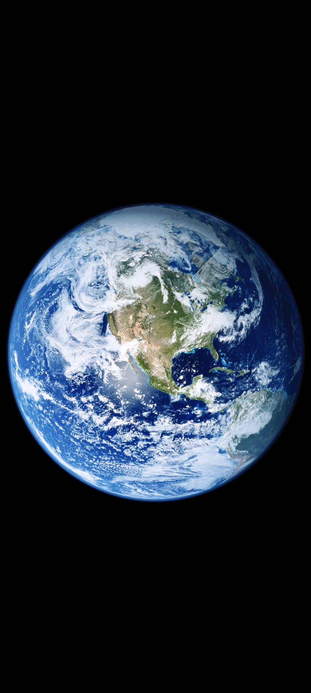 World 桌布 壁紙 — 從太空俯瞰地球的壯麗景色，展示北美洲被旋轉的雲層和深藍色海洋環繞，背景是太空的黑色虛空。