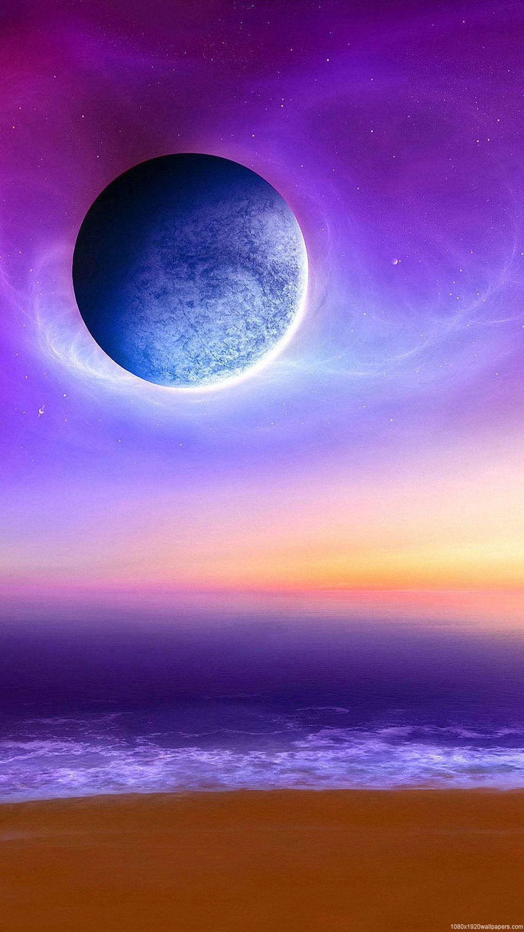 從太空觀看地球 iPhone 6 壁紙 — 一個超現實的宇宙場景，藍色行星在紫色和橙色的日落海洋地平線上遮蔽了一顆恆星。