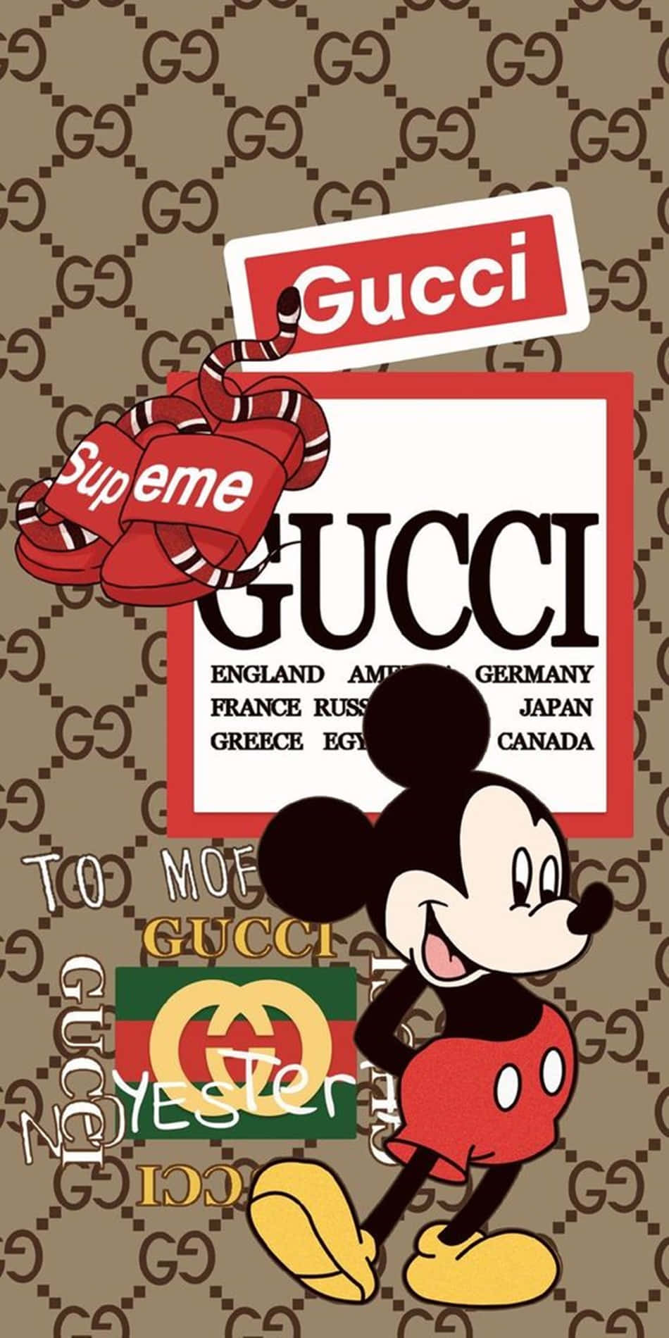 米奇老鼠圖案，帶有Gucci和Supreme標誌，背景為字母組合圖案。