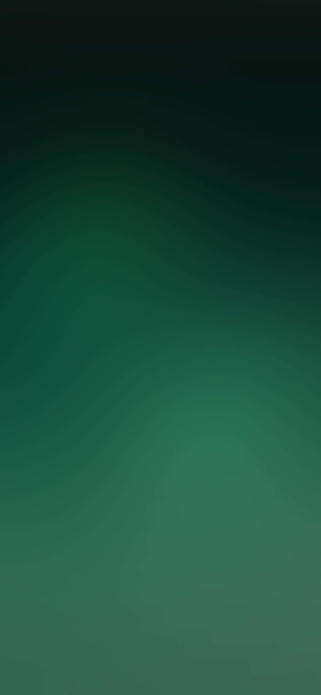 翡翠綠 桌布 壁紙 — 從深綠到淺綠的寧靜漸變，帶有柔和波浪線條垂直流動。