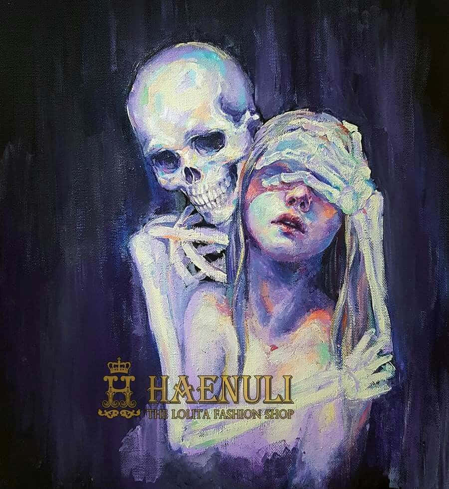 一個骷髏在深紫色畫作中擁抱一位蒙眼女子。
