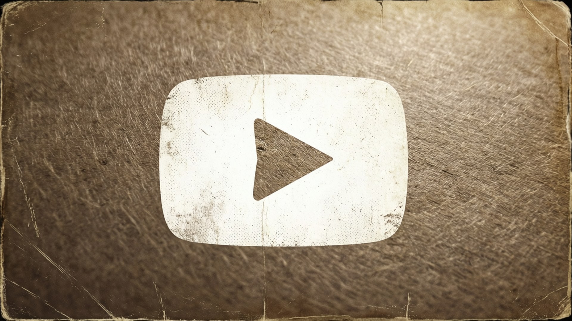 復古YouTube標誌 壁紙 — 復古紋理背景，中央有一個磨損的白色YouTube播放按鈕，位於陳舊的棕色紙張上。