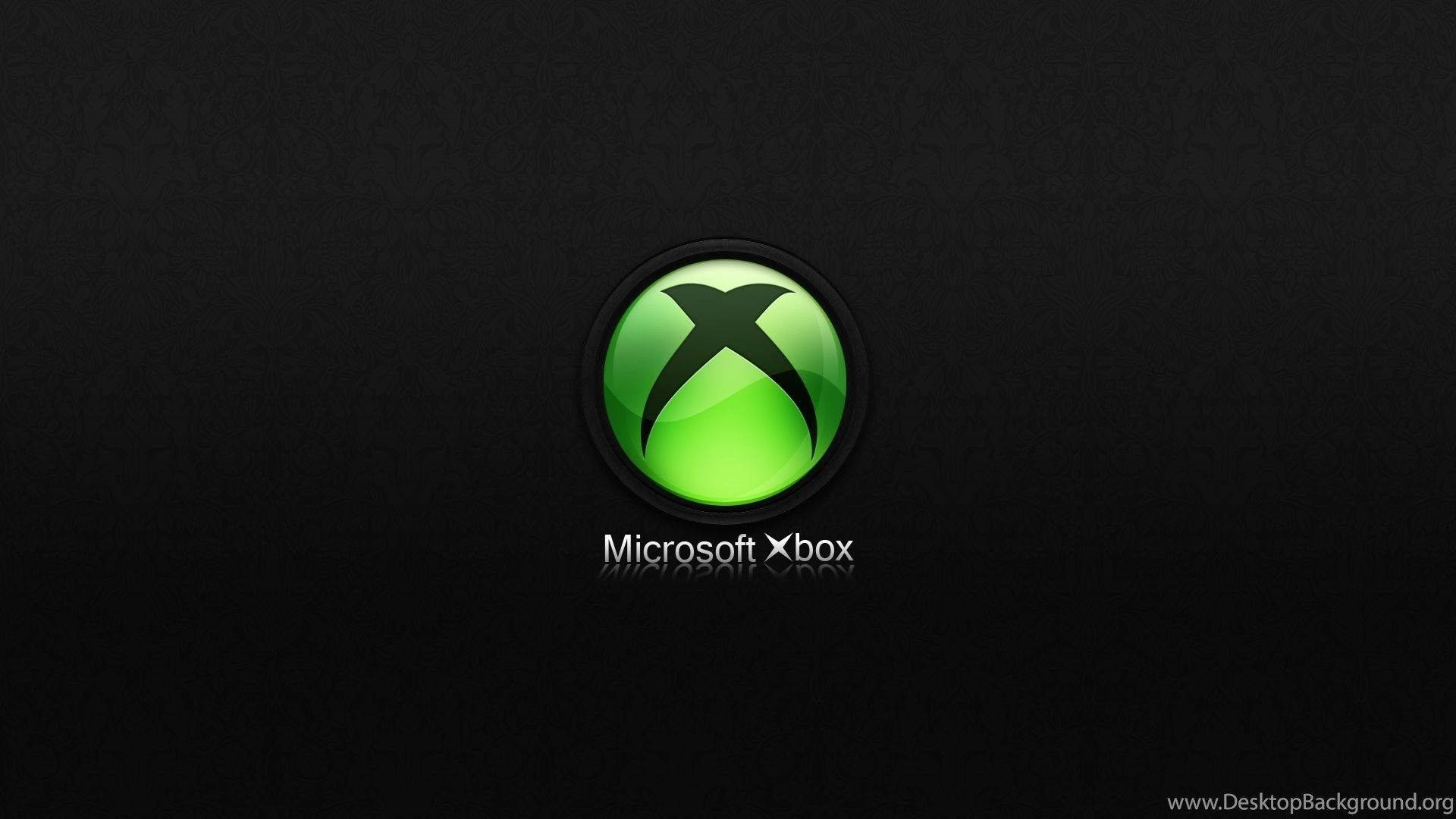深色紋理背景上的發光綠色Xbox標誌及品牌文字。