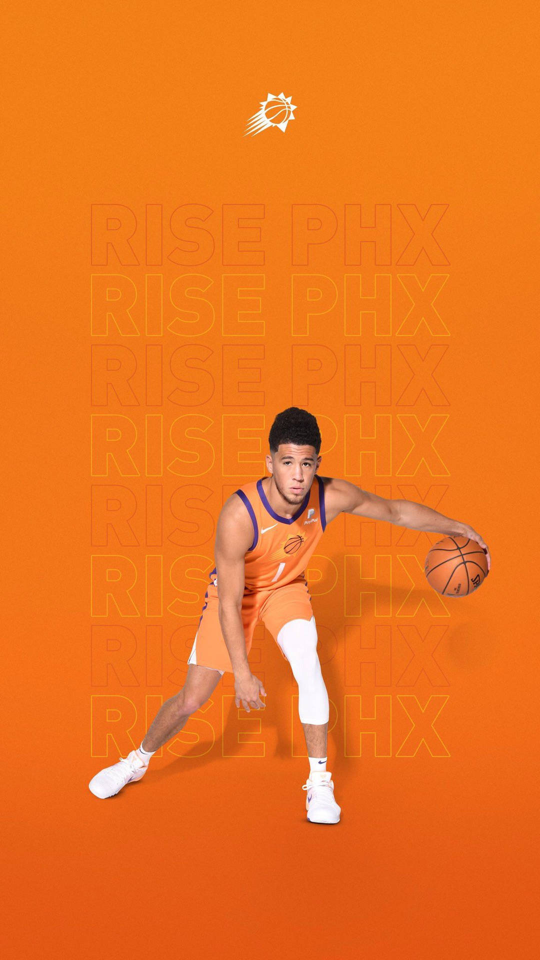 身穿橙色球衣的籃球運動員在橙色背景上運球，背景有「RISE PHX」文字。