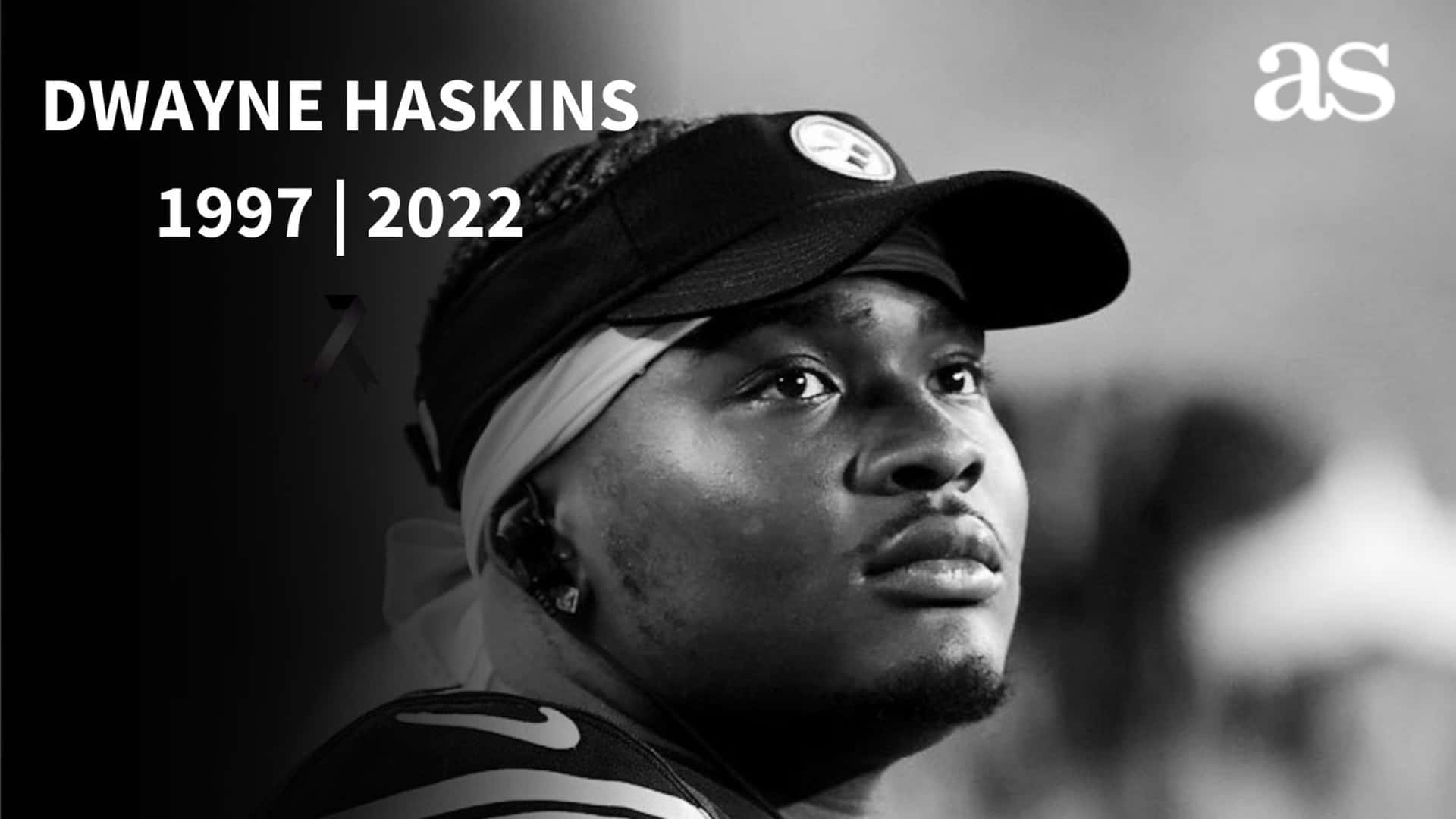 Dwayne Haskins 的黑白肖像，附有文字 1997 2022