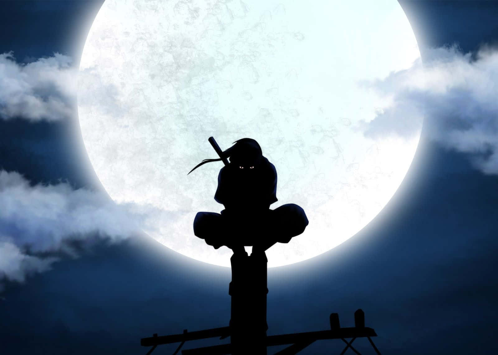 Itachi 桌布 壁紙 — 忍者剪影棲息在塔頂，背景是巨大的發光月亮和旋轉的雲層。
