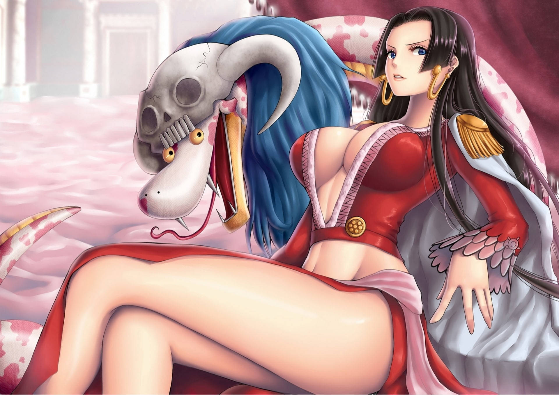 性感動漫角色波雅·漢庫克 壁紙 — 一位身穿紅白服飾的女性坐在一個藍髮骷髏頭生物旁邊，背景為粉紅色紋理。