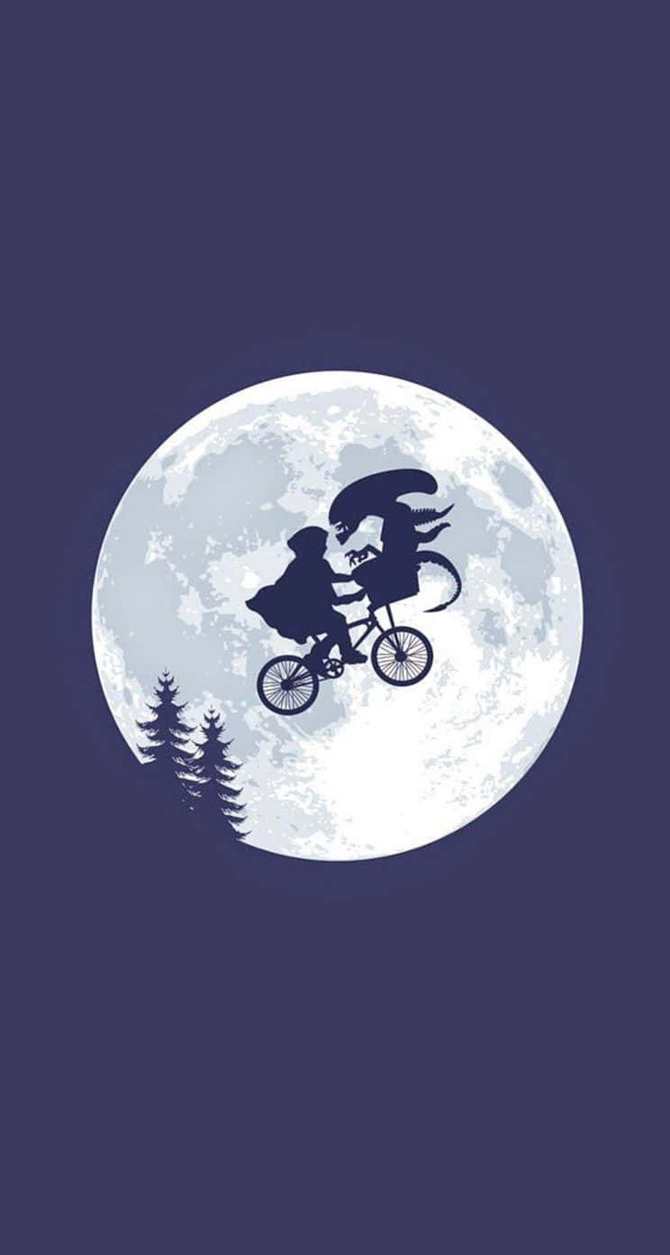 小孩和外星人騎單車，背景是滿月，有松樹