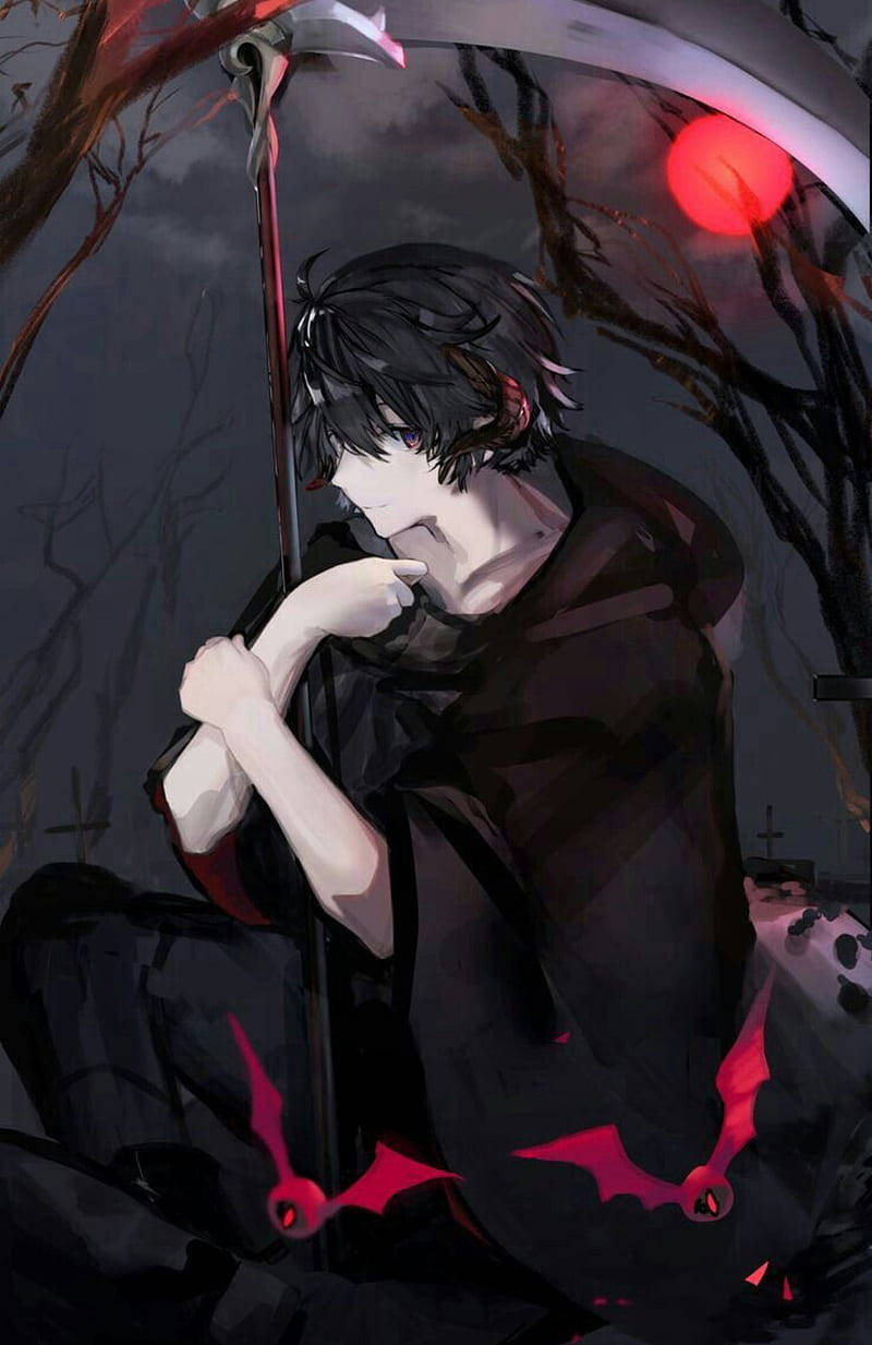 惡魔男孩動漫頭像 壁紙 — 一個黑髮動漫男孩身穿黑色長袍，在紅月下光禿的樹木間手持鐮刀，周圍有發光的紅色蝙蝠。