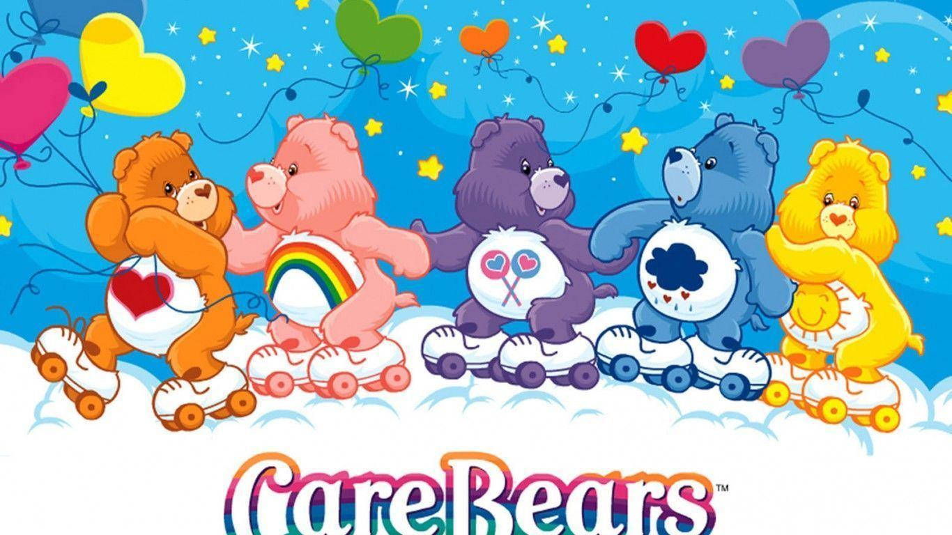 五隻色彩繽紛的Care Bears在雲朵上溜冰，天空中有心形氣球和星星。
