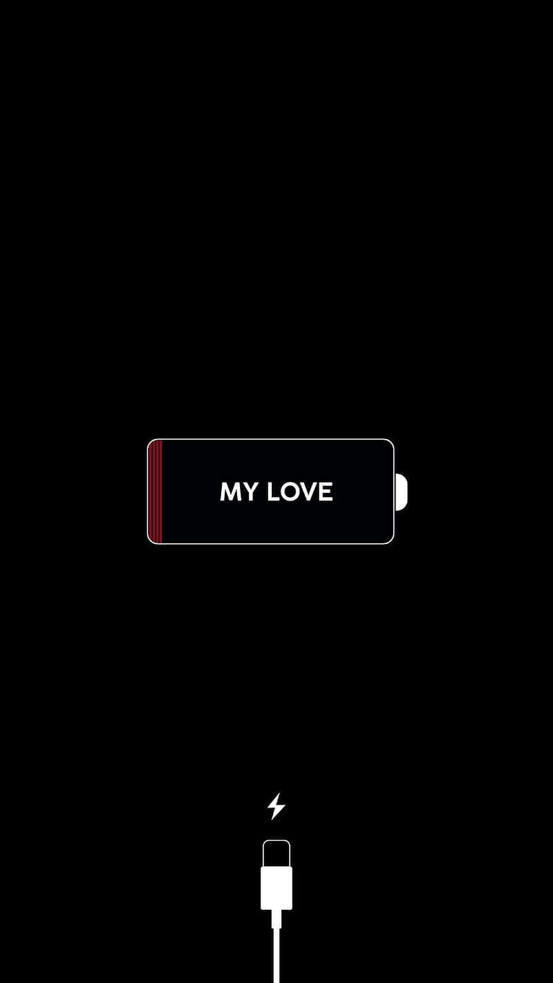 一個標有「my love」的電池圖標，正在用閃電插頭充電。