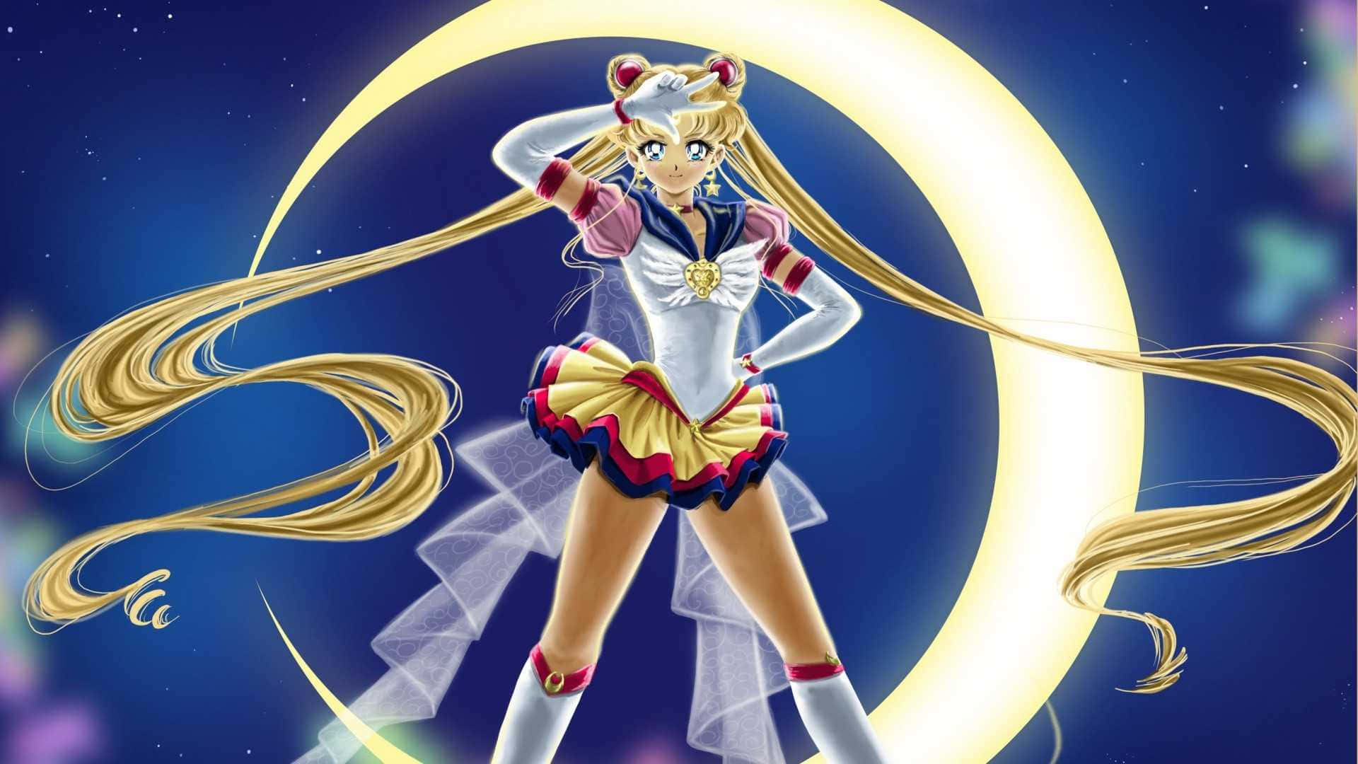 美少女戰士穿著標誌性服裝在發光的彎月前擺姿勢。