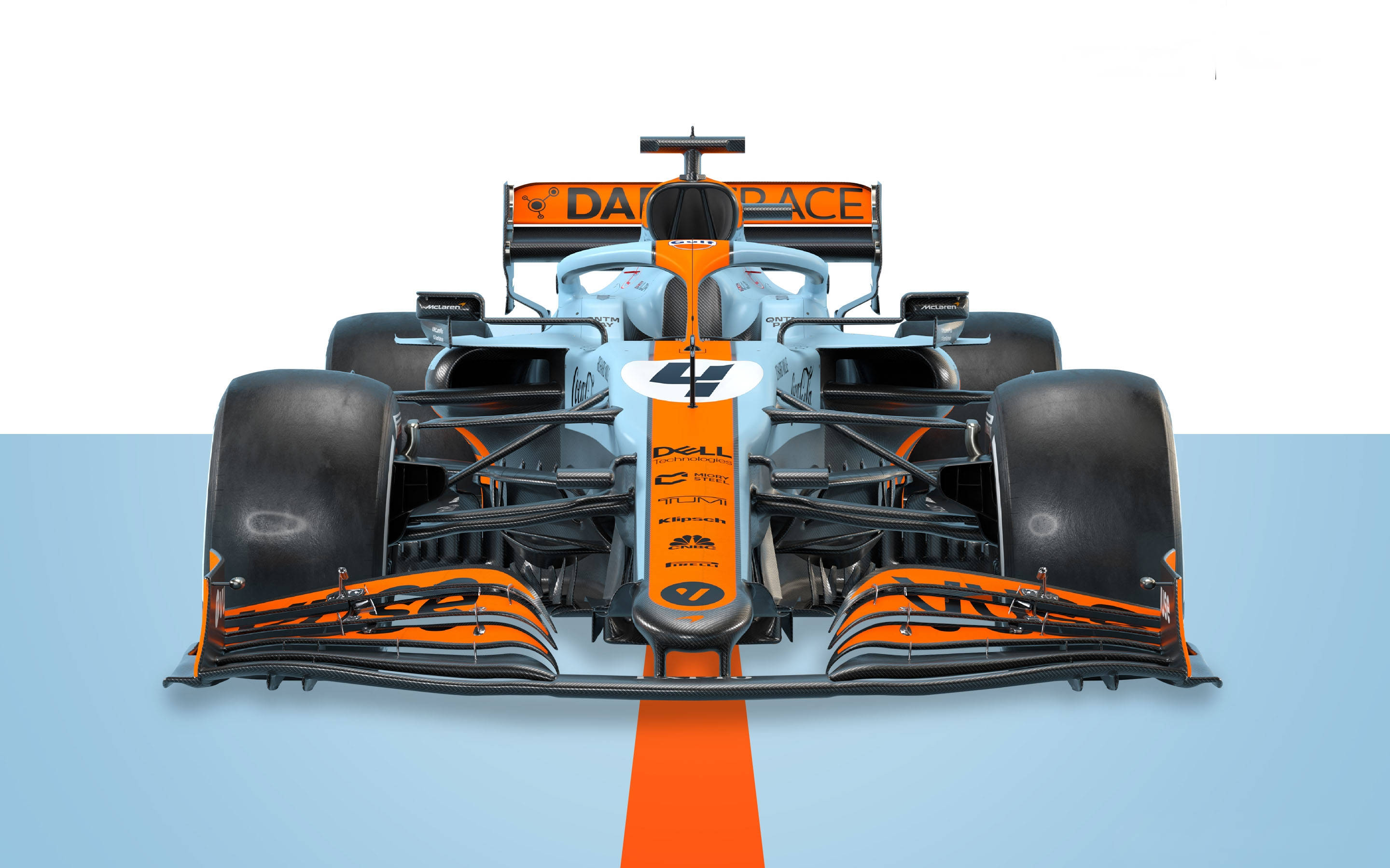 感受一級方程式賽車的衝刺快感 壁紙 — McLaren 一級方程式賽車的前視圖，採用橙色和淺藍色塗裝，背景為藍白分割。
