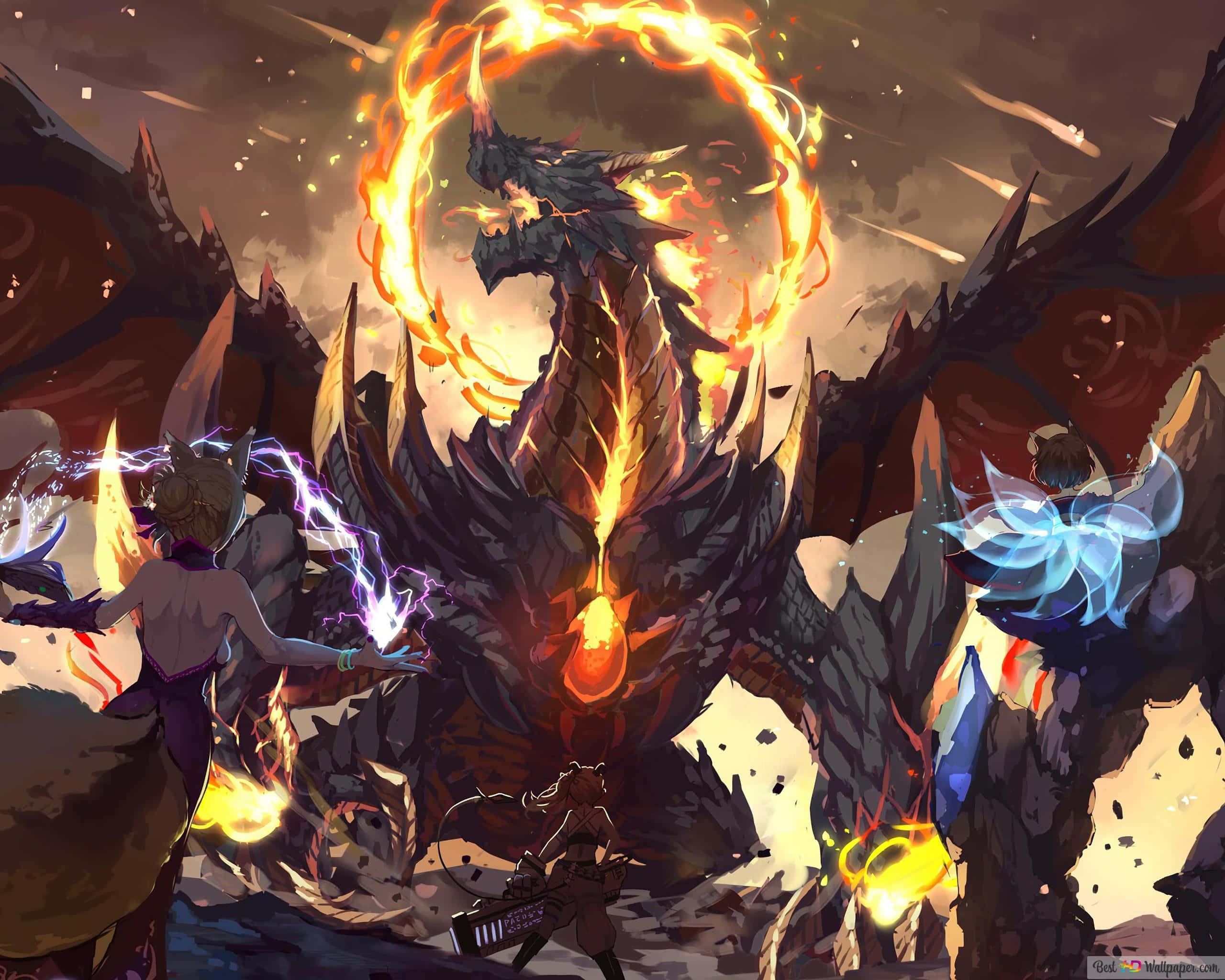 「感受動漫火焰的燃燒熱情」 壁紙 — 一條巨大的火焰巨龍帶著發光的橙色環圈主宰著岩石戰場，三名戰士釋放元素魔法對抗牠。