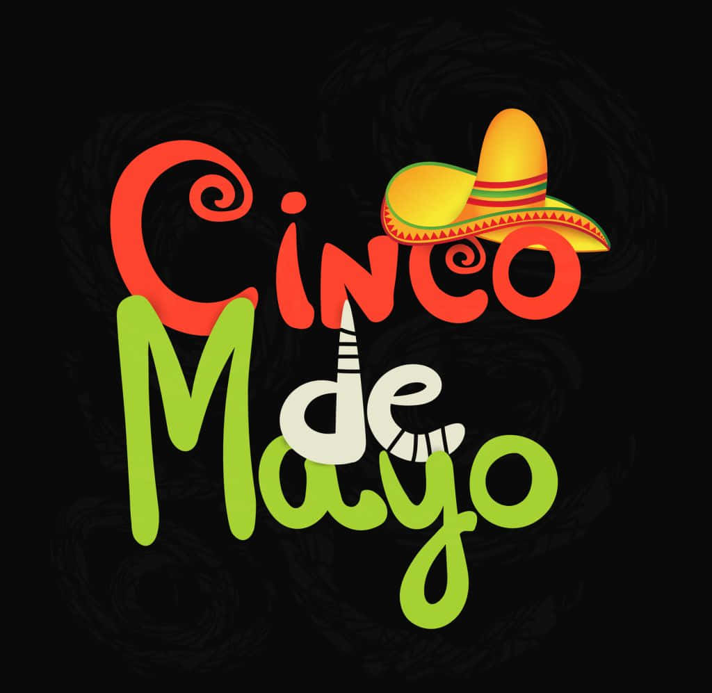 慶祝文化 - Cinco de Mayo 背景 壁紙 — 在深色漩渦背景上，紅色和綠色的鮮豔Cinco de Mayo文字，字母O上方有一個黃色闊邊帽。