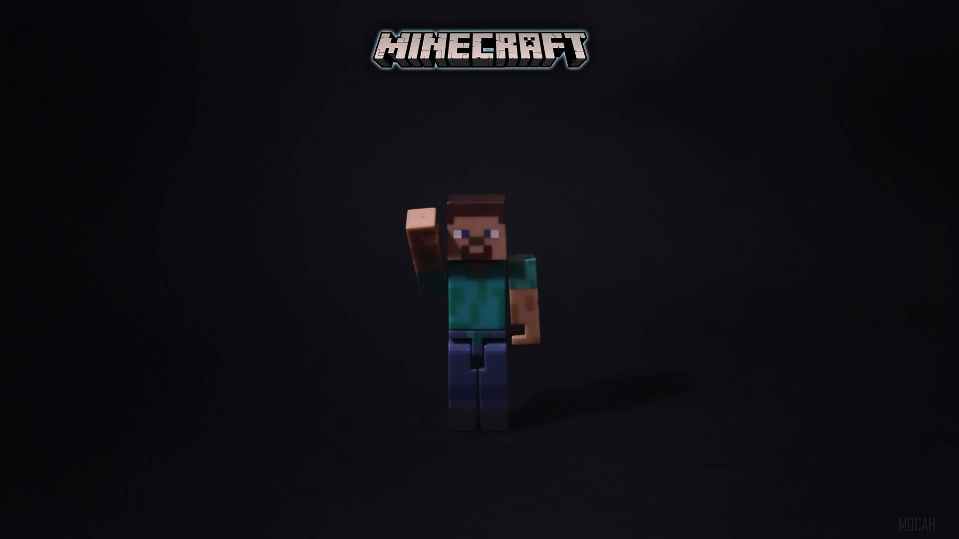像素方塊風格的Minecraft Steve角色，背景為深色。