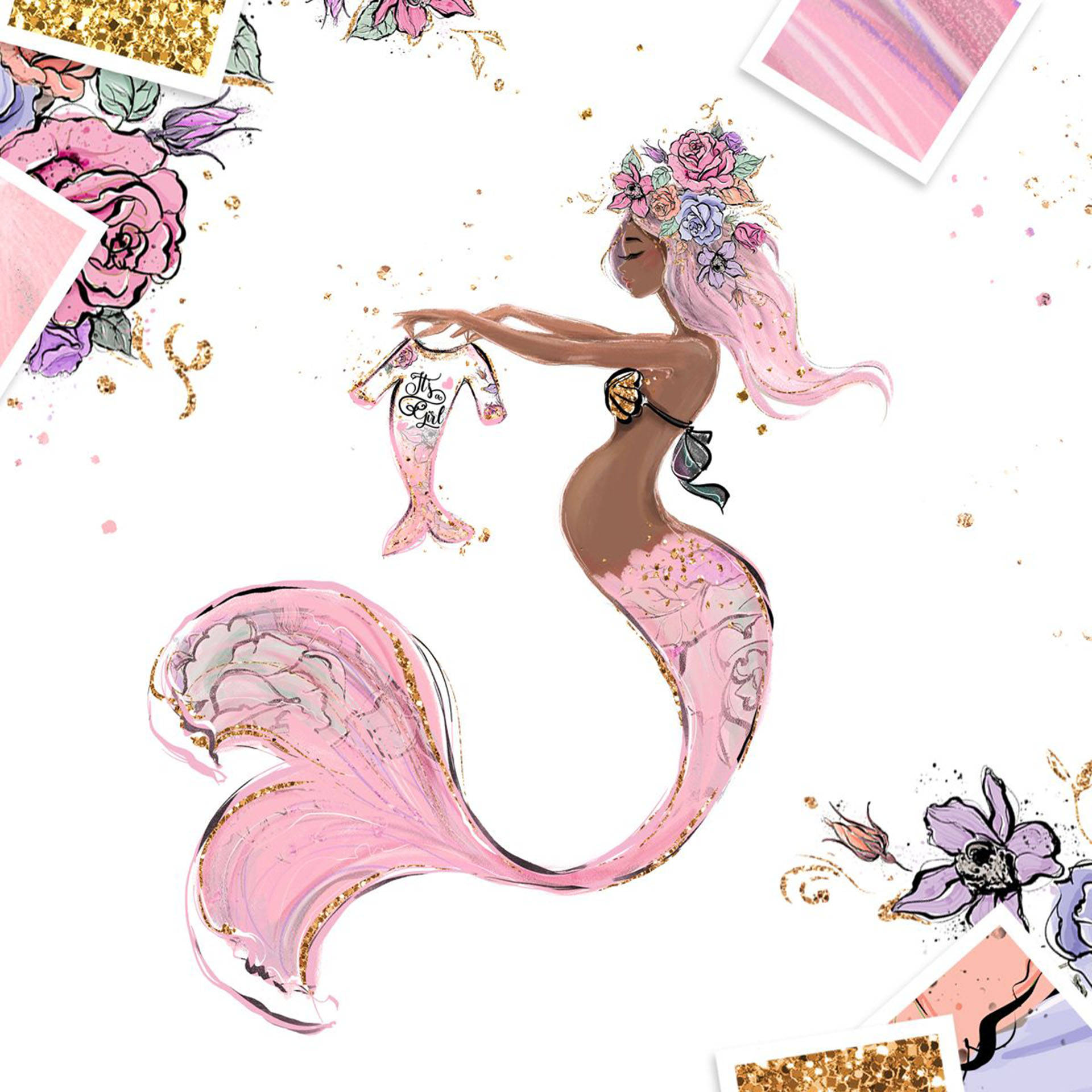 懷孕的美人魚畫作 壁紙 — 一位優雅的美人魚，擁有粉紅色閃亮尾巴和花冠，在散落的花卉插圖中抱著一件寫有「It's a Girl」的嬰兒連體衣。