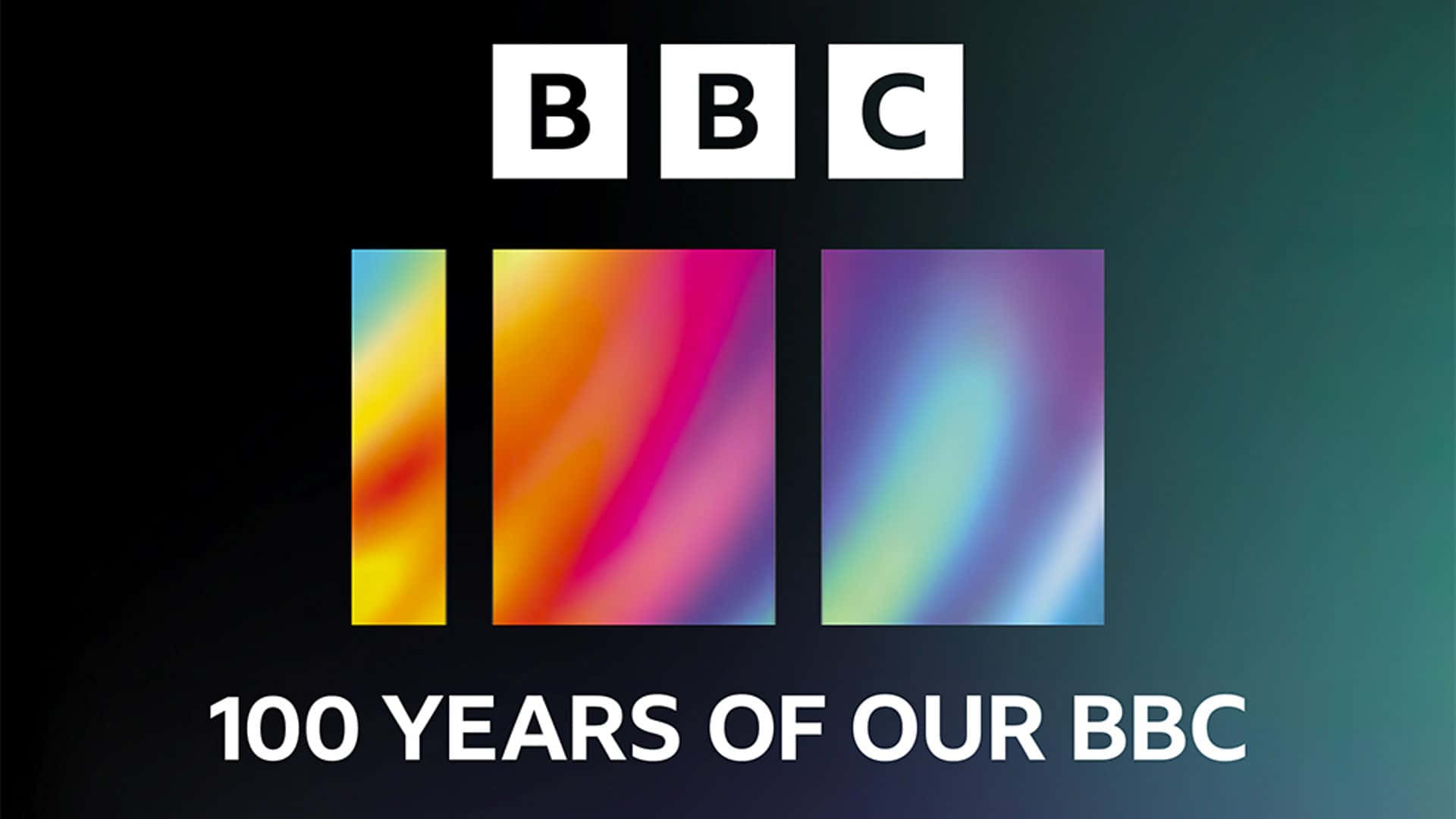 BBC 100 週年標誌，帶有彩色漸變條，背景為深藍綠色。