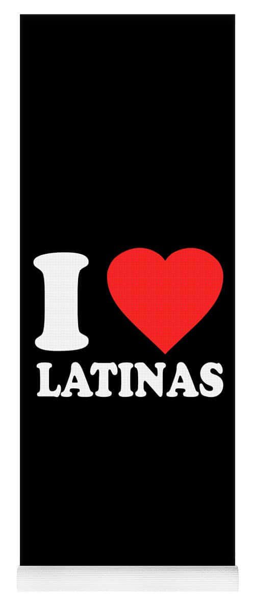 黑色背景，白色文字 I heart Latinas 和紅色心形符號。