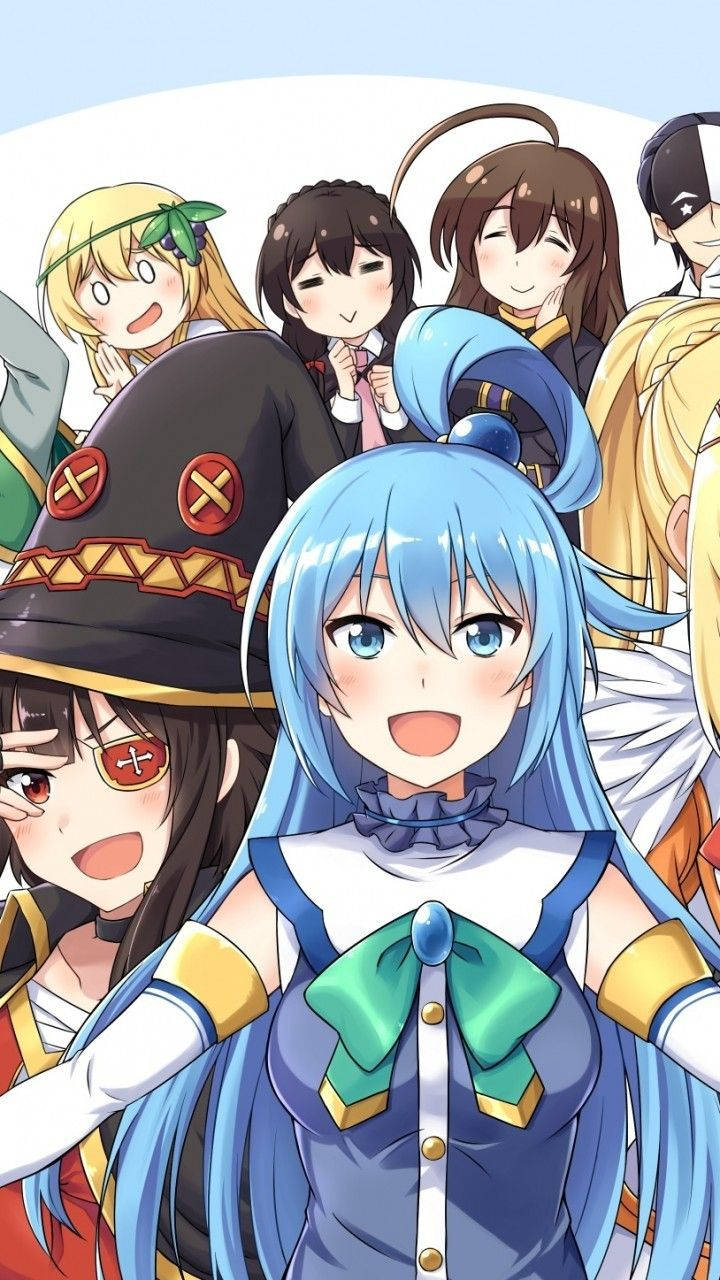 七位穿著奇幻服裝的動漫女孩微笑著一起擺姿勢。
