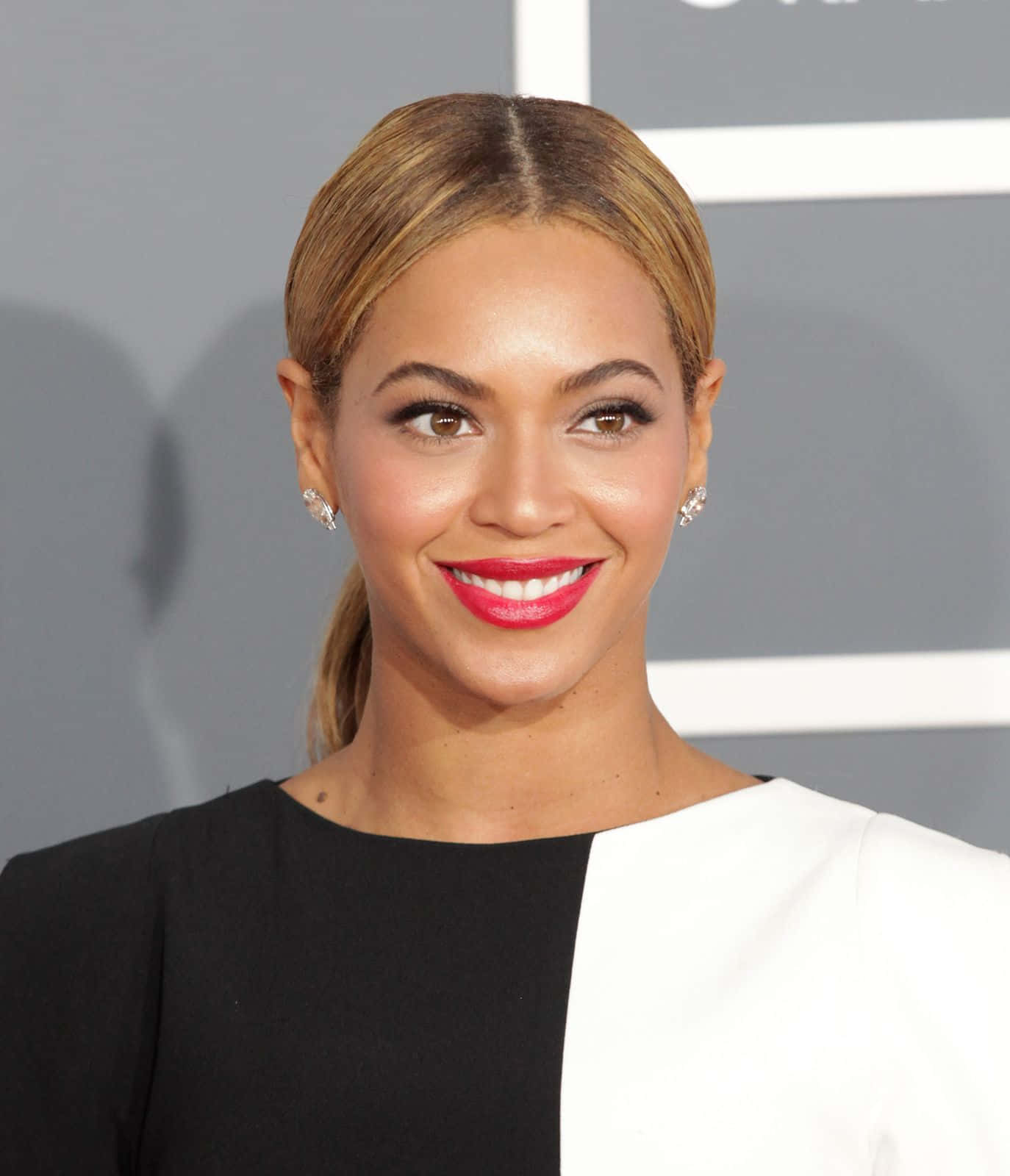 「我擁有力量！」——Beyonce 壁紙