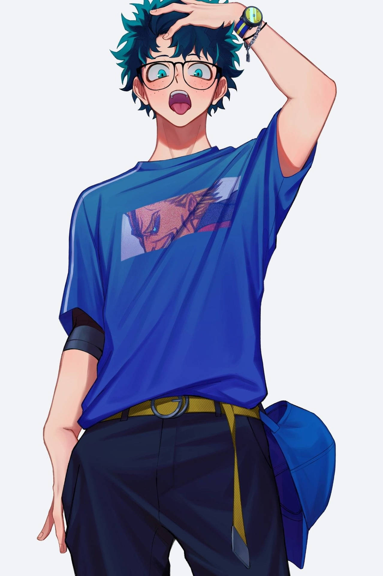 《我的英雄學院》Deku 可愛書呆子頭像 壁紙 — 一個驚訝的動畫男孩，擁有青綠色頭髮和眼鏡，一手舉到頭上，穿著藍色T恤和深色褲子。