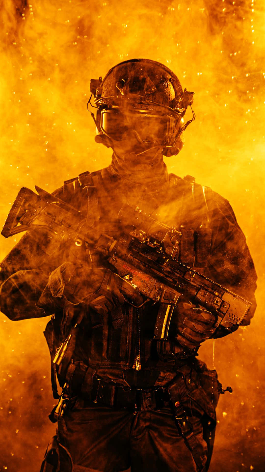 身穿戰鬥裝備的士兵在熾熱煙霧中持步槍。