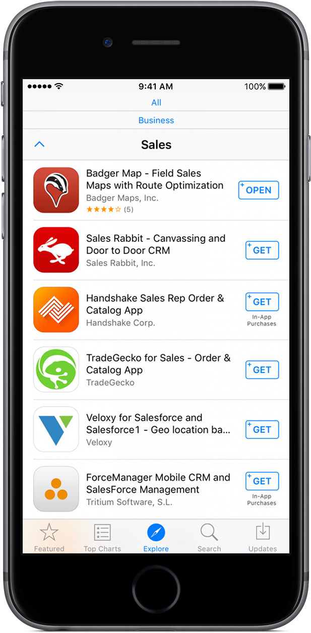 手機銷售應用程式展示 壁紙 — iPhone 螢幕顯示 App Store 中的商業銷售應用程式，並啟用「全部」和「商業」篩選條件。