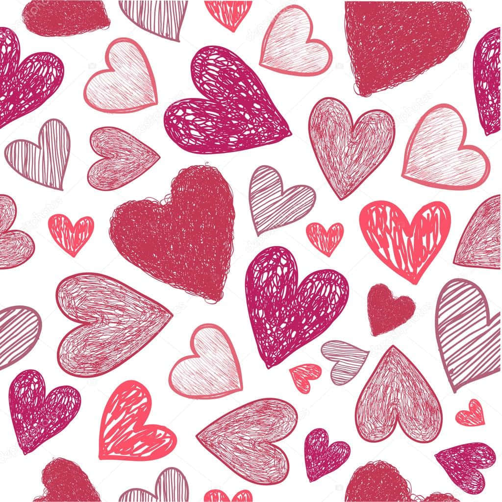 Heart Doodle 桌布 壁紙 — 手繪的心形，以不同深淺的粉紅色和紅色，填滿帶有塗鴉紋理和輪廓的白色背景。