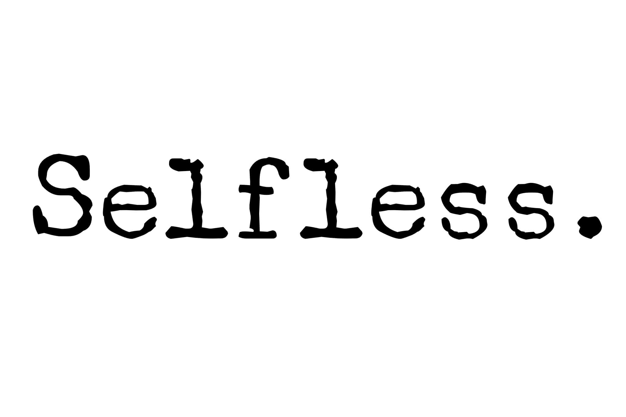 打字機字體的「無私」字樣 壁紙 — 「Selfies.」呢個詞用粗體黑色刷筆風格字體寫喺純白色背景上。