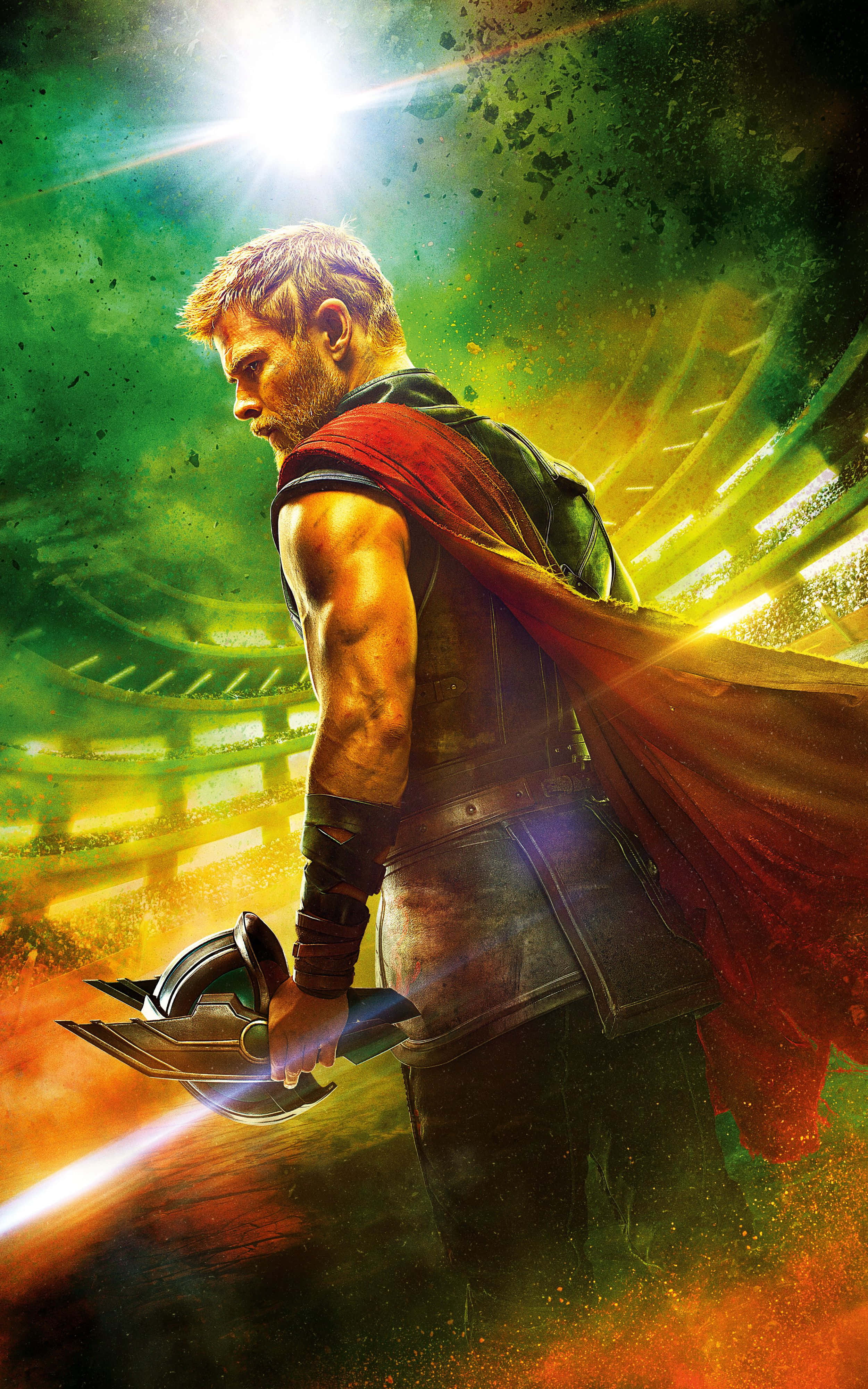 God Of Thunder 桌布 壁紙 — 托爾以英雄姿態站立，揮舞錘子對抗帶有鮮豔綠色和橙色色調的宇宙能量爆發。