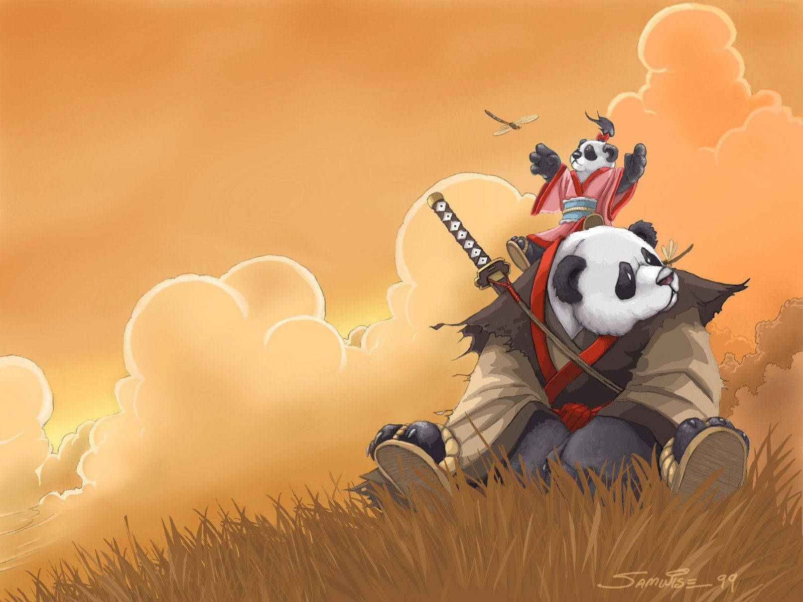 兩隻打扮成武士的熊貓坐在日落時分的草地上，有一隻蜻蜓飛過。
