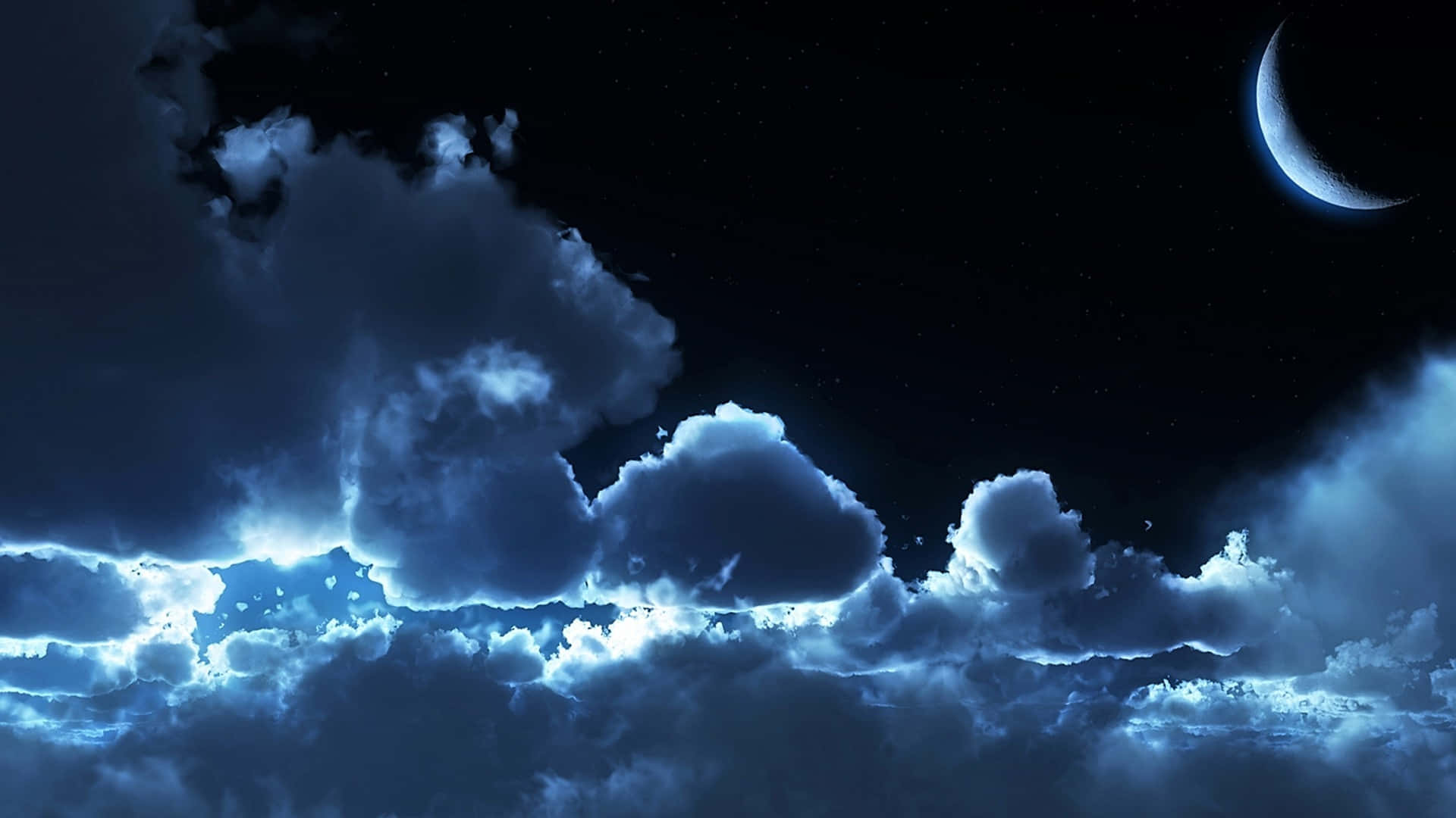 在繁星點點的夜空下，新月照耀著發光的藍色雲朵。