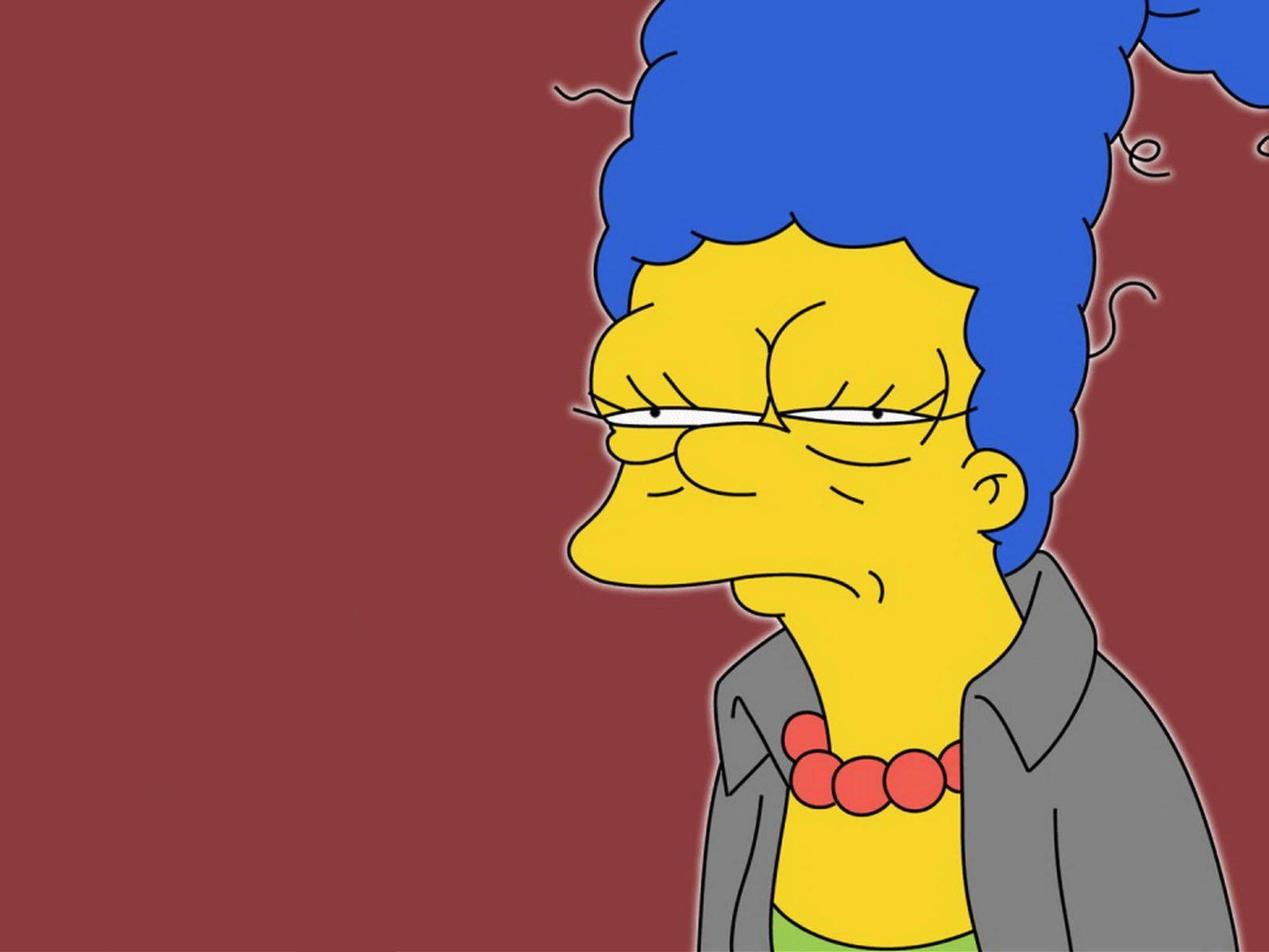 瑪吉·辛普森（Marge Simpson）藍色頭髮和紅色珠子，看起來很生氣。