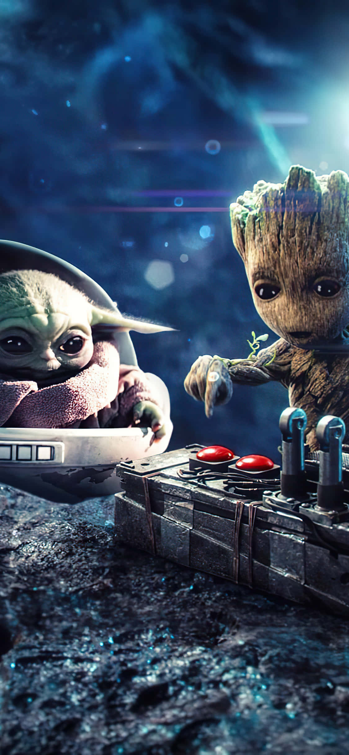 搶先擁有銀河系最可愛的手機！ 壁紙 — Baby Yoda 同 Groot 一齊坐喺岩石表面，背景係宇宙，有發光嘅燈光同星星。