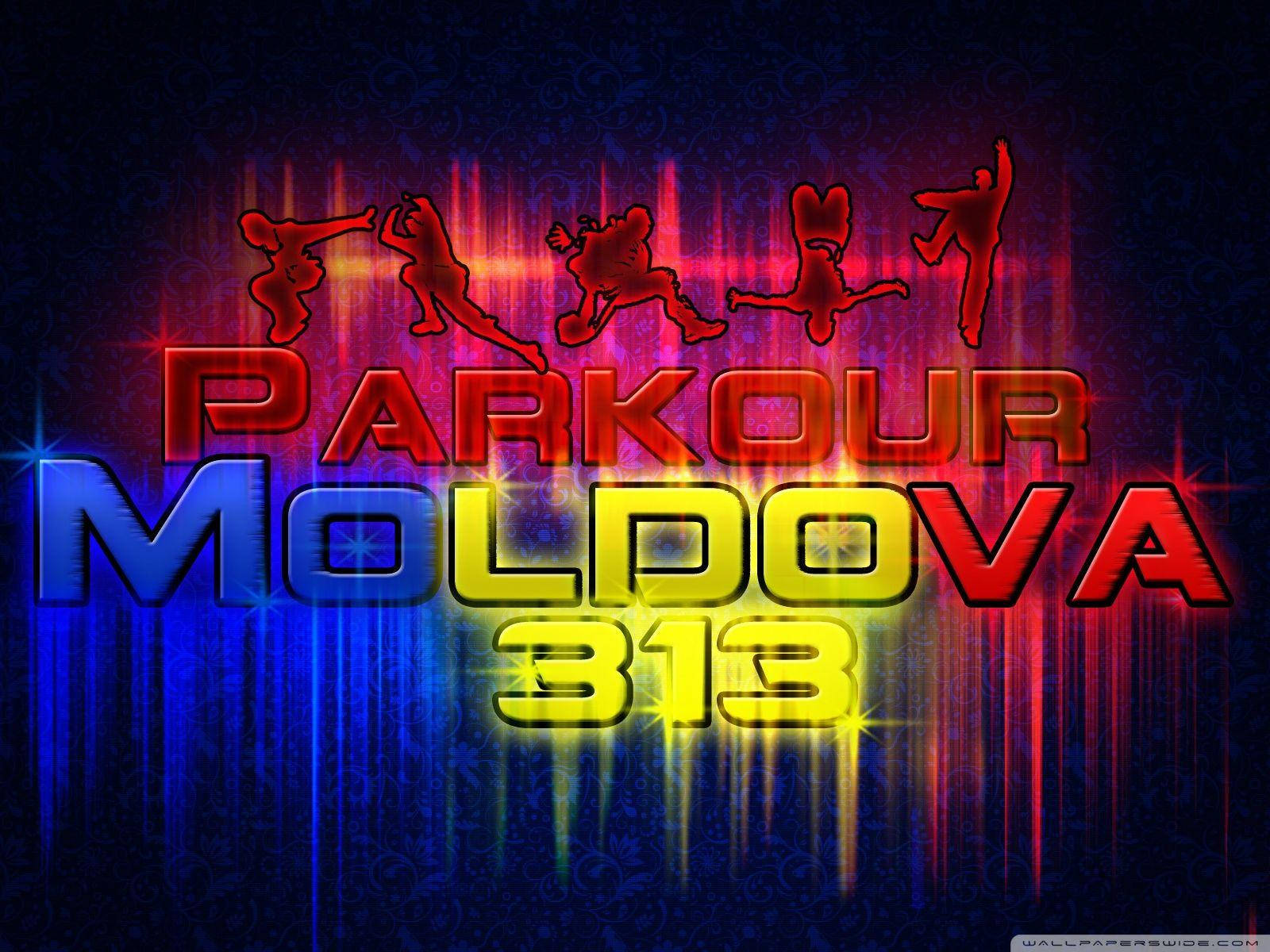 摩爾多瓦跑酷隊旗色 壁紙 — 鮮豔的霓虹文字顯示「PARKOUR MOLDOVA 313」，在深色圖案背景上，運動員的紅色剪影位於發光的垂直光條上方。