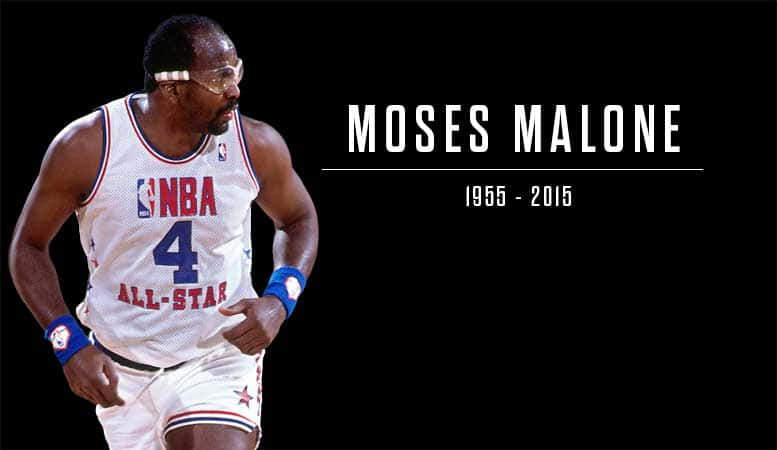 Moses Malone 身穿NBA全明星球衣奔跑，附有文字1955 2015