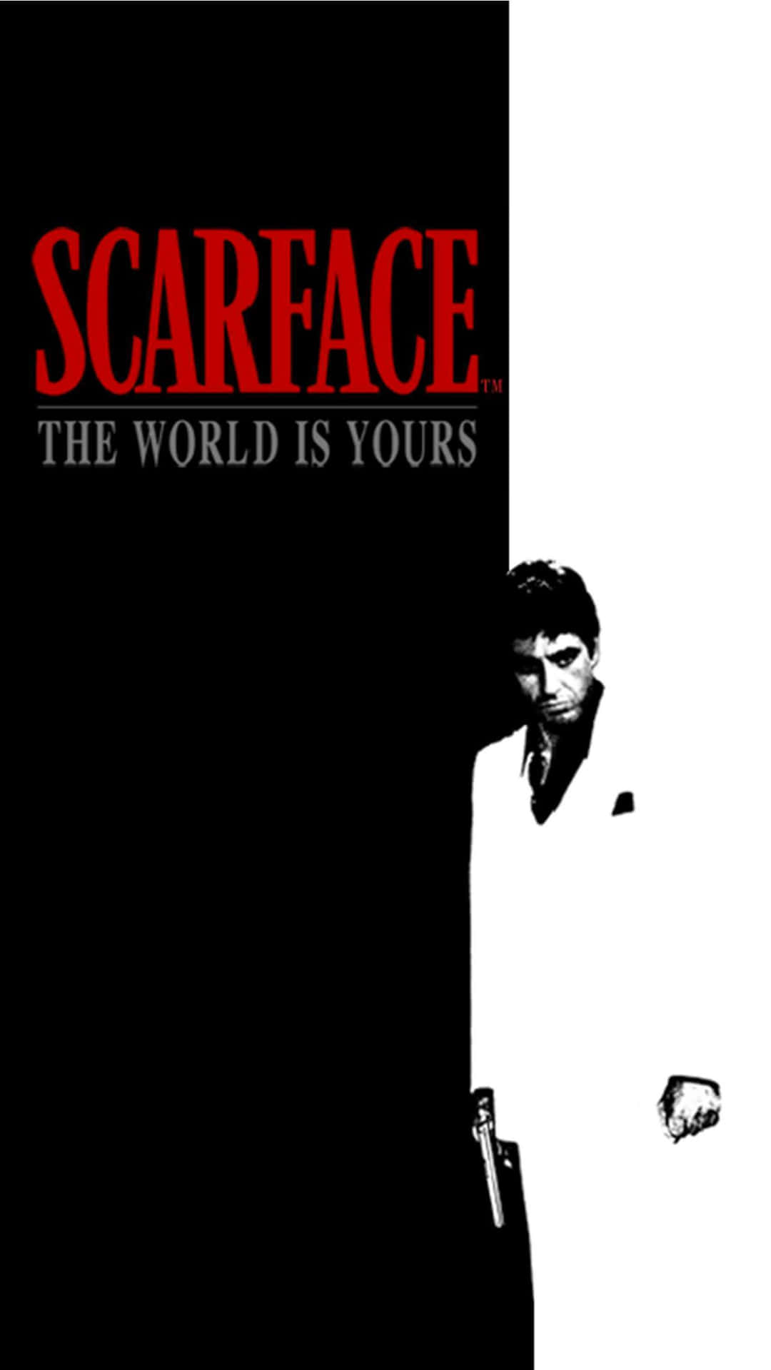 Scarface 電影海報，紅色標題和持槍男子。