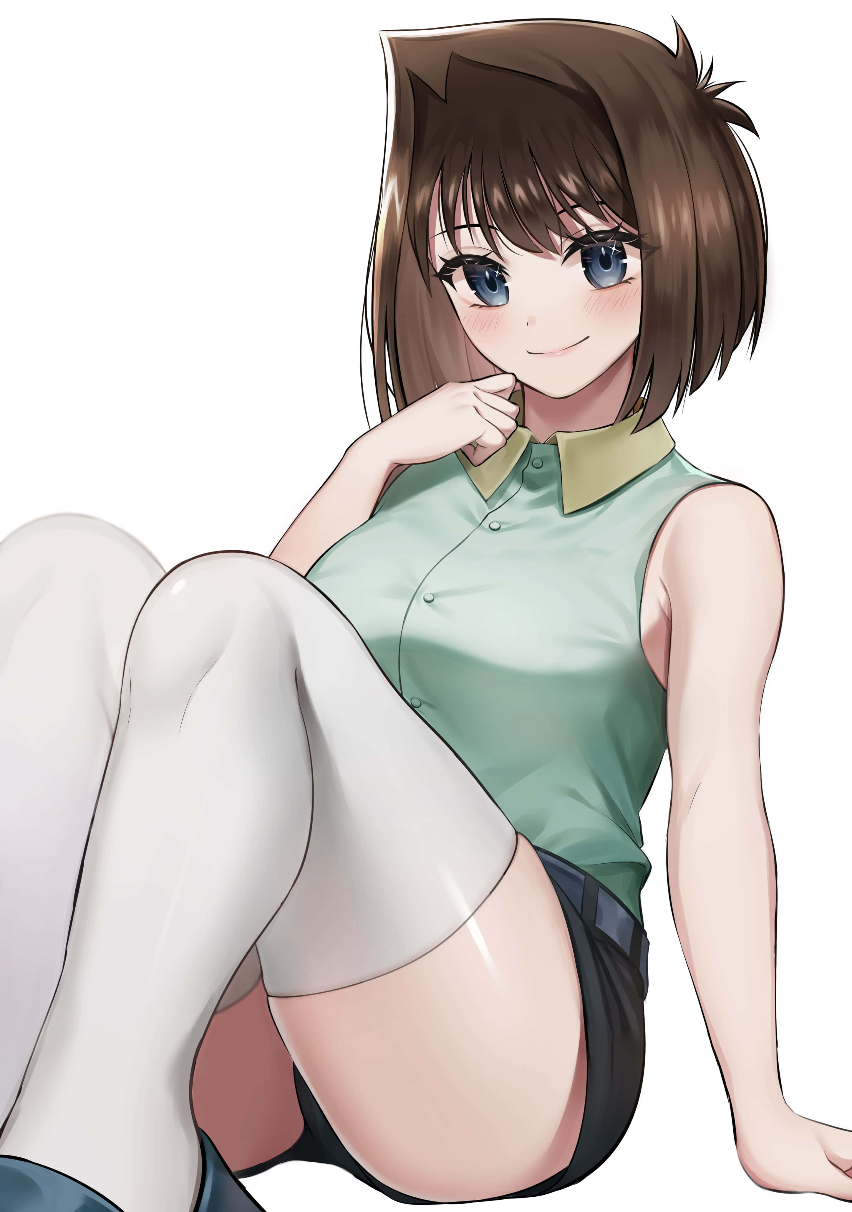 Tea Gardner 桌布 壁紙 — 擁有棕色頭髮和藍色眼睛的動漫女孩，穿著綠色上衣和白色大腿襪，盤腿而坐，微笑著。