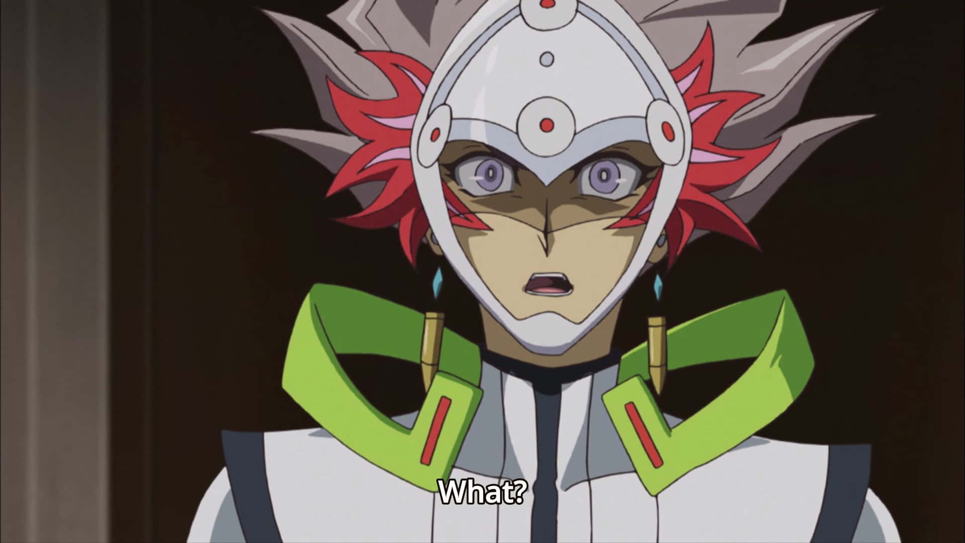 Ryoken Kogami 桌布 壁紙 — 擁有紅色尖刺頭髮和白色頭盔的動漫角色，睜大眼睛、張開嘴巴，看起來很震驚。