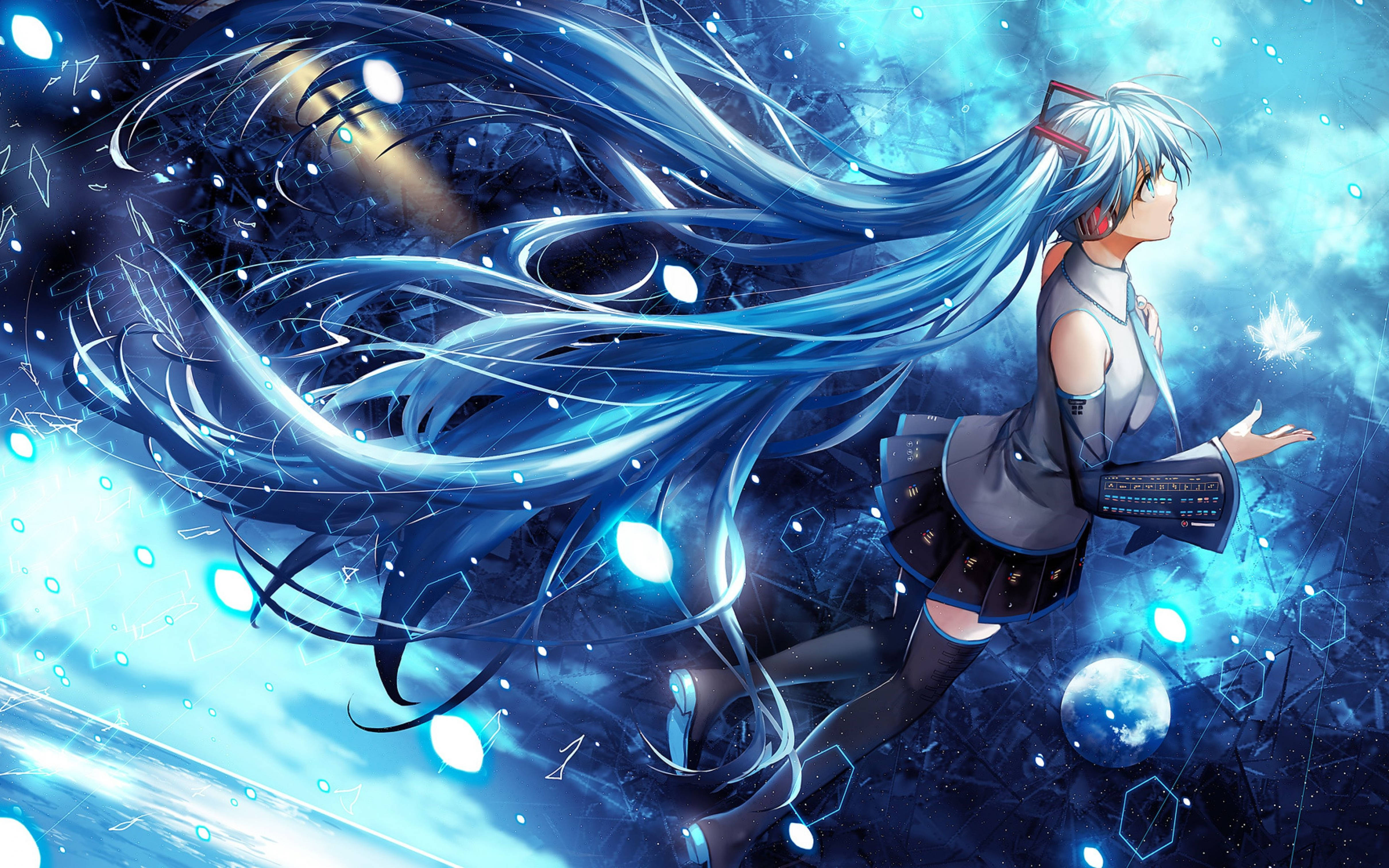 miku 桌布 壁紙 — 擁有飄逸藍色長髮和未來風格服裝的動漫女孩，漂浮在發光粒子與宇宙元素之間。